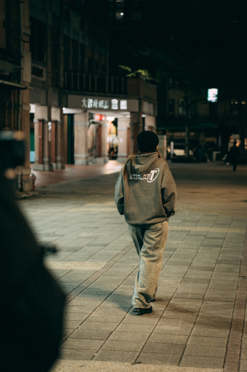 Race1²『極簡台北』 LOGO HOODIE厚磅寬版 『那多灰NARDO GREY』