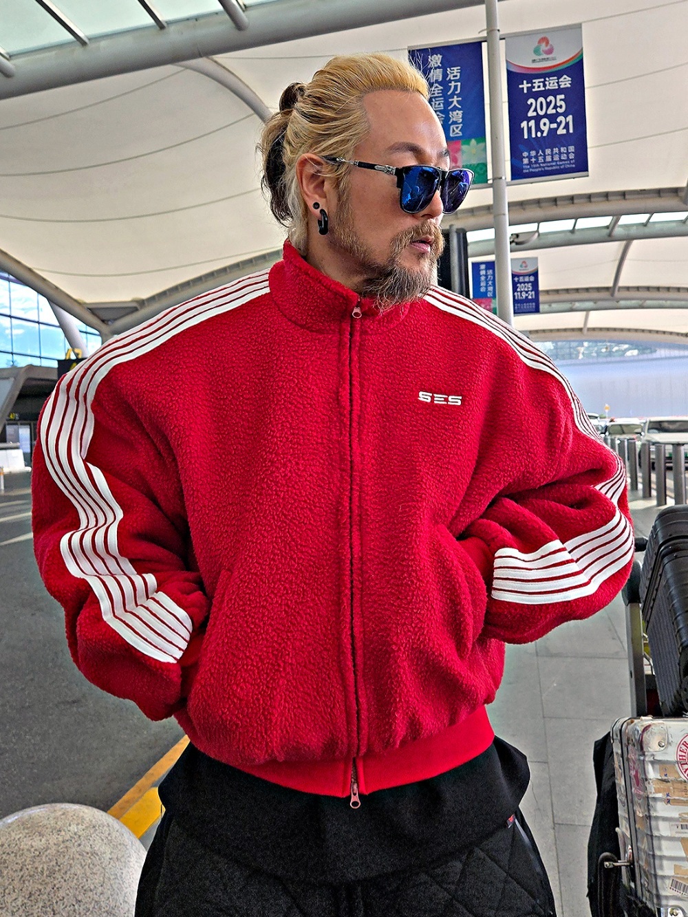 Track Line 抓絨線條短款外套