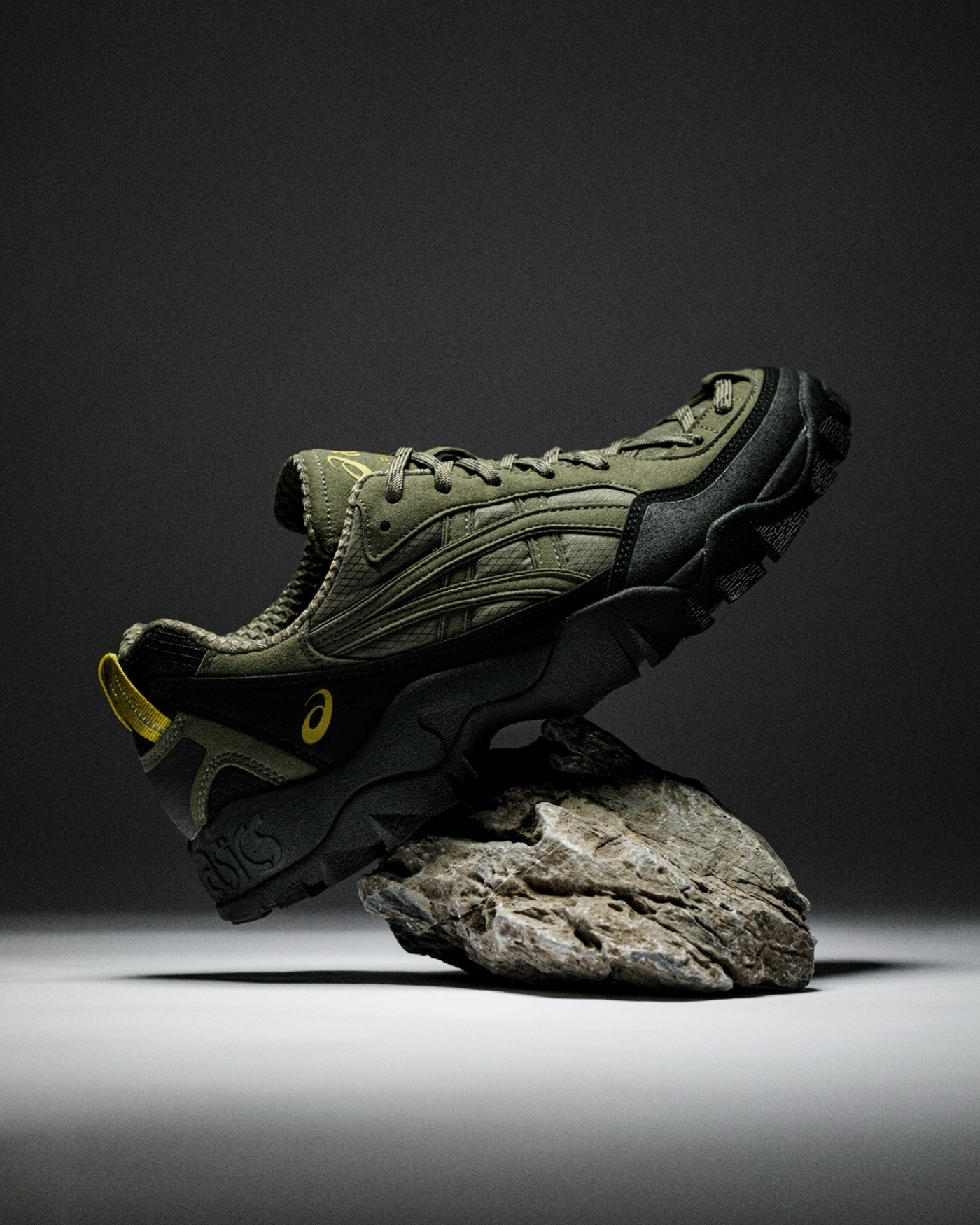 代購-<國外限定>ASICS GEL-PICKAX  軍綠色 男女同款 1203A867-301