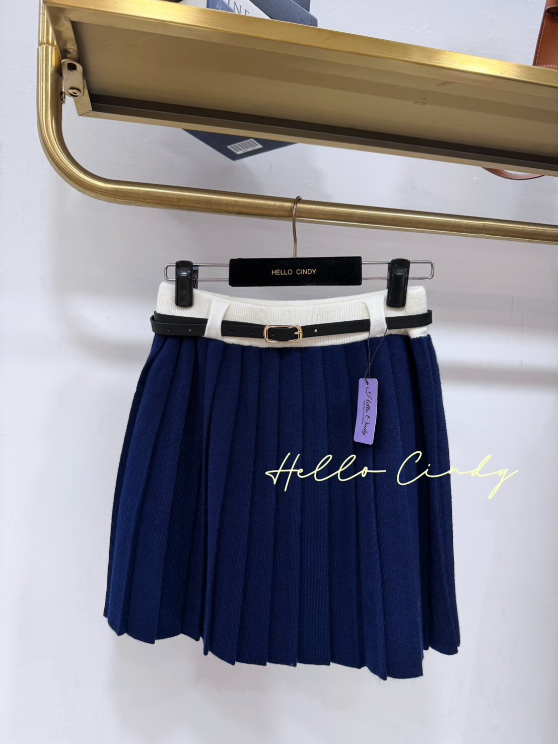 B12043 超甜美撞色學院風針織百褶短裙（附腰帶）