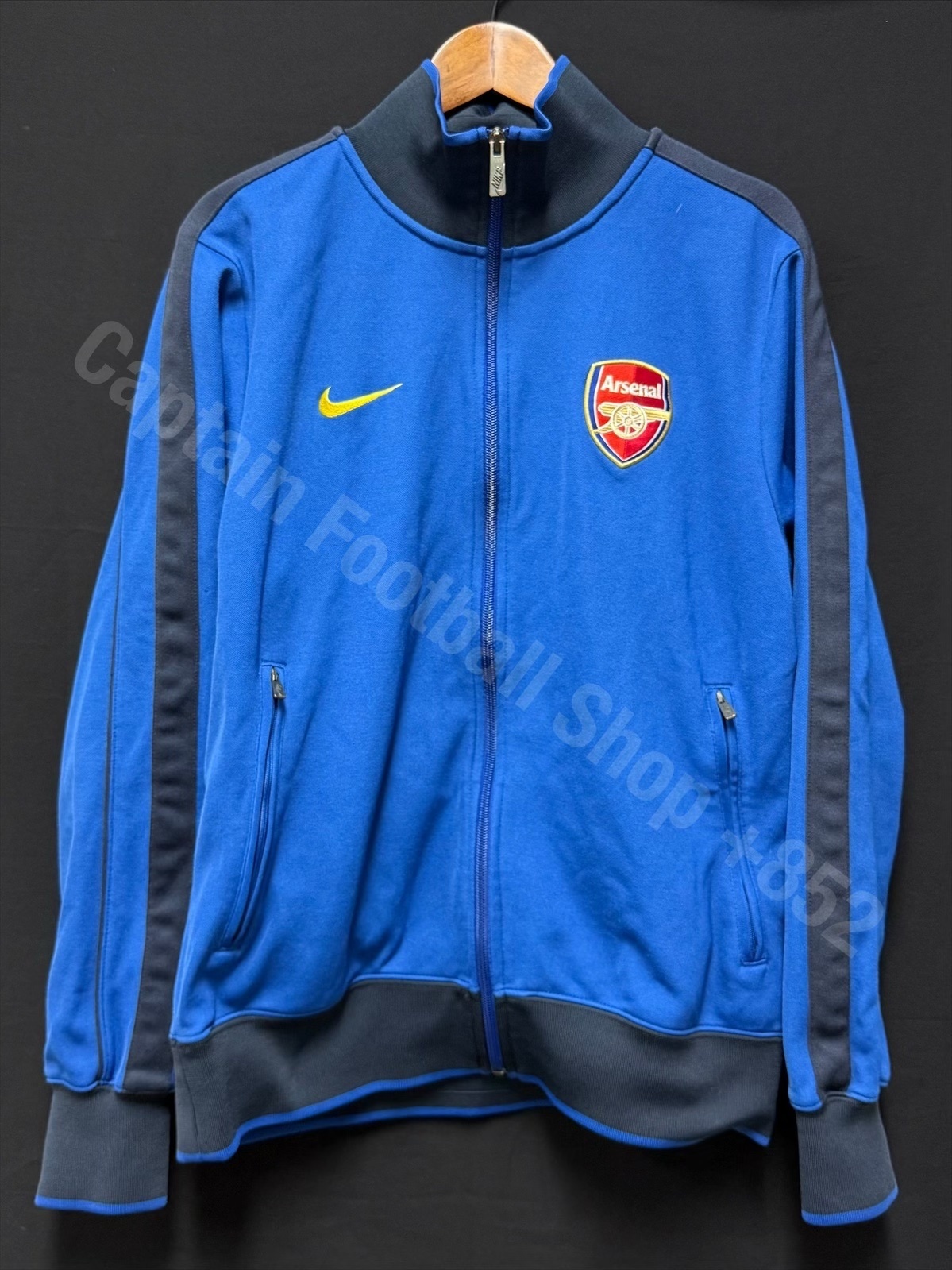 阿仙奴 2010-2011 Nike 出場外套