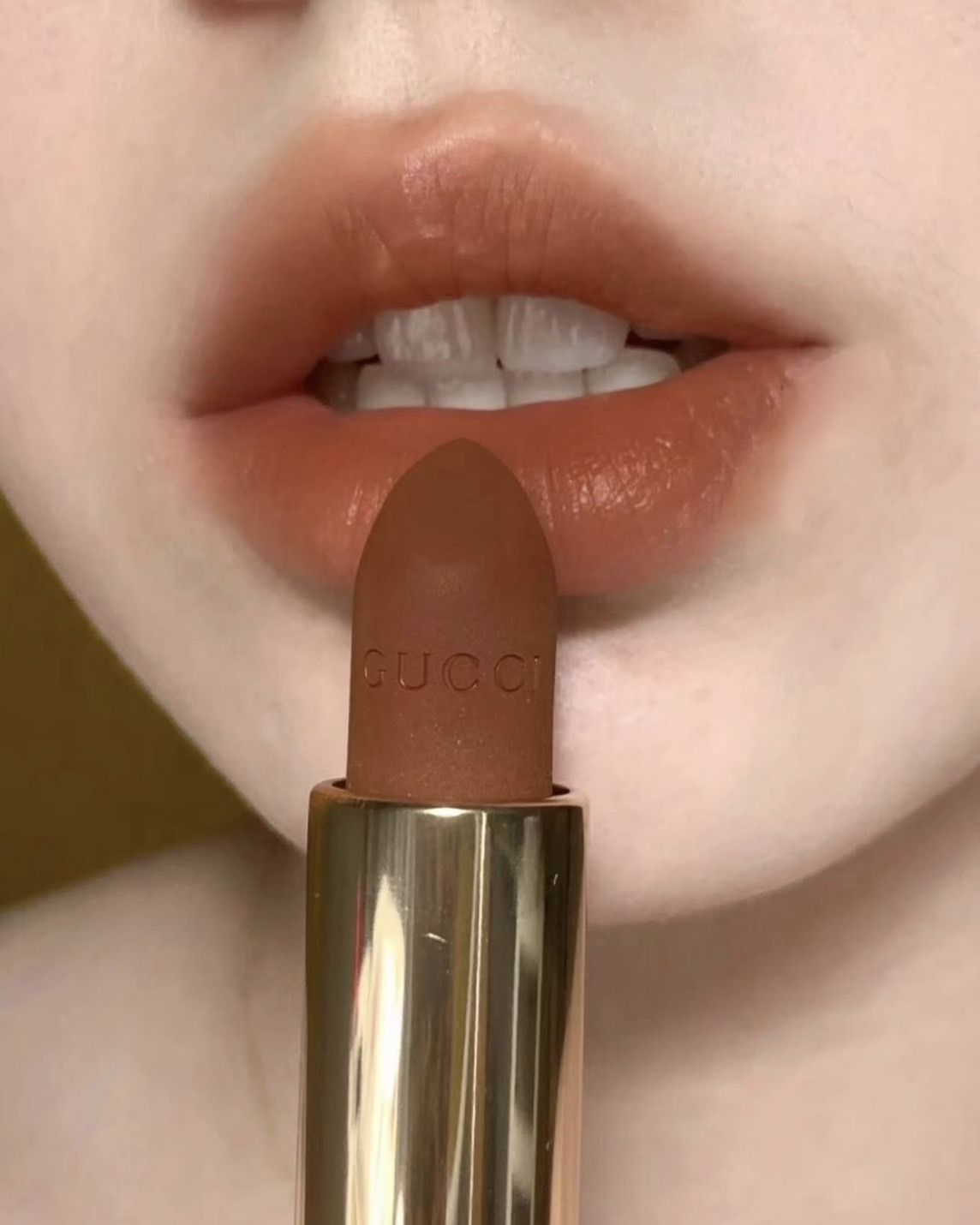 <混血妝必備>Gucci 古馳 傾色 絨霧 唇膏3.5g #308 橘棕