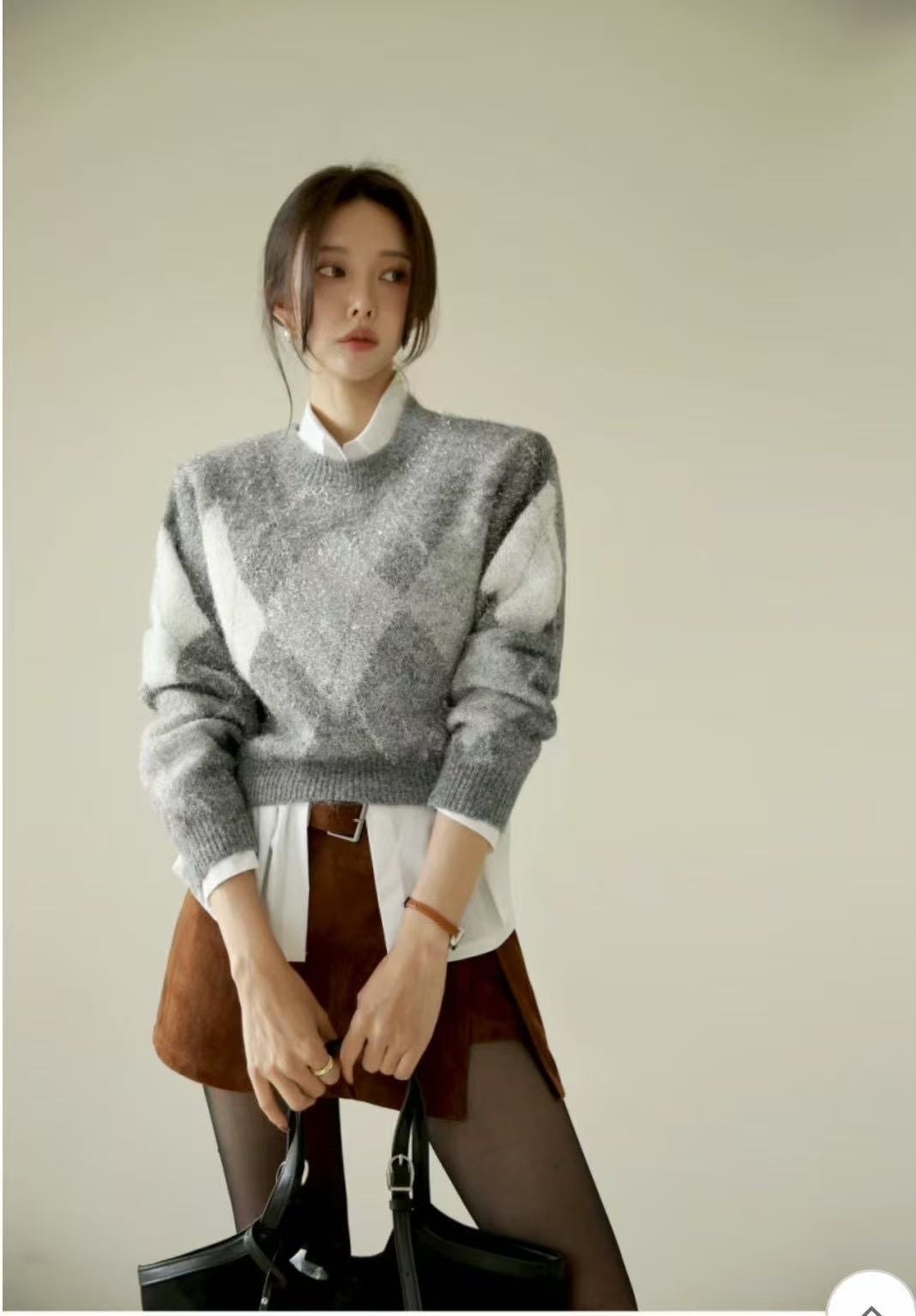 121 閃亮銀蔥菱格毛衣