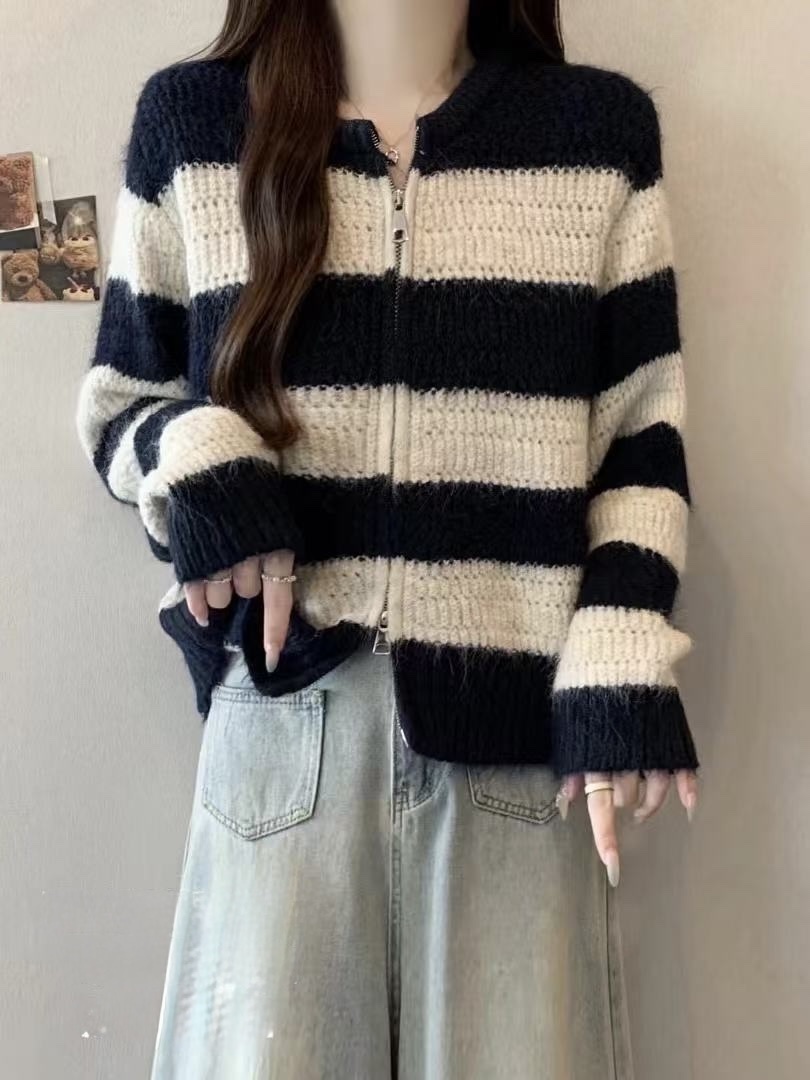 605 細緻羊毛雙拉鏈條紋上衣