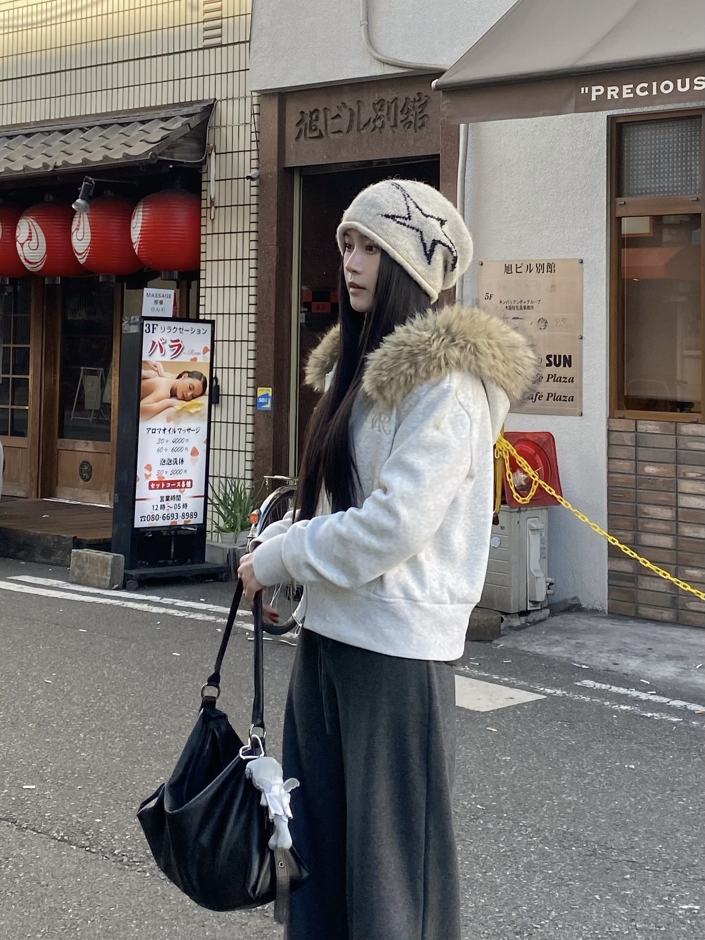 刺繡毛圈刷毛連帽外套