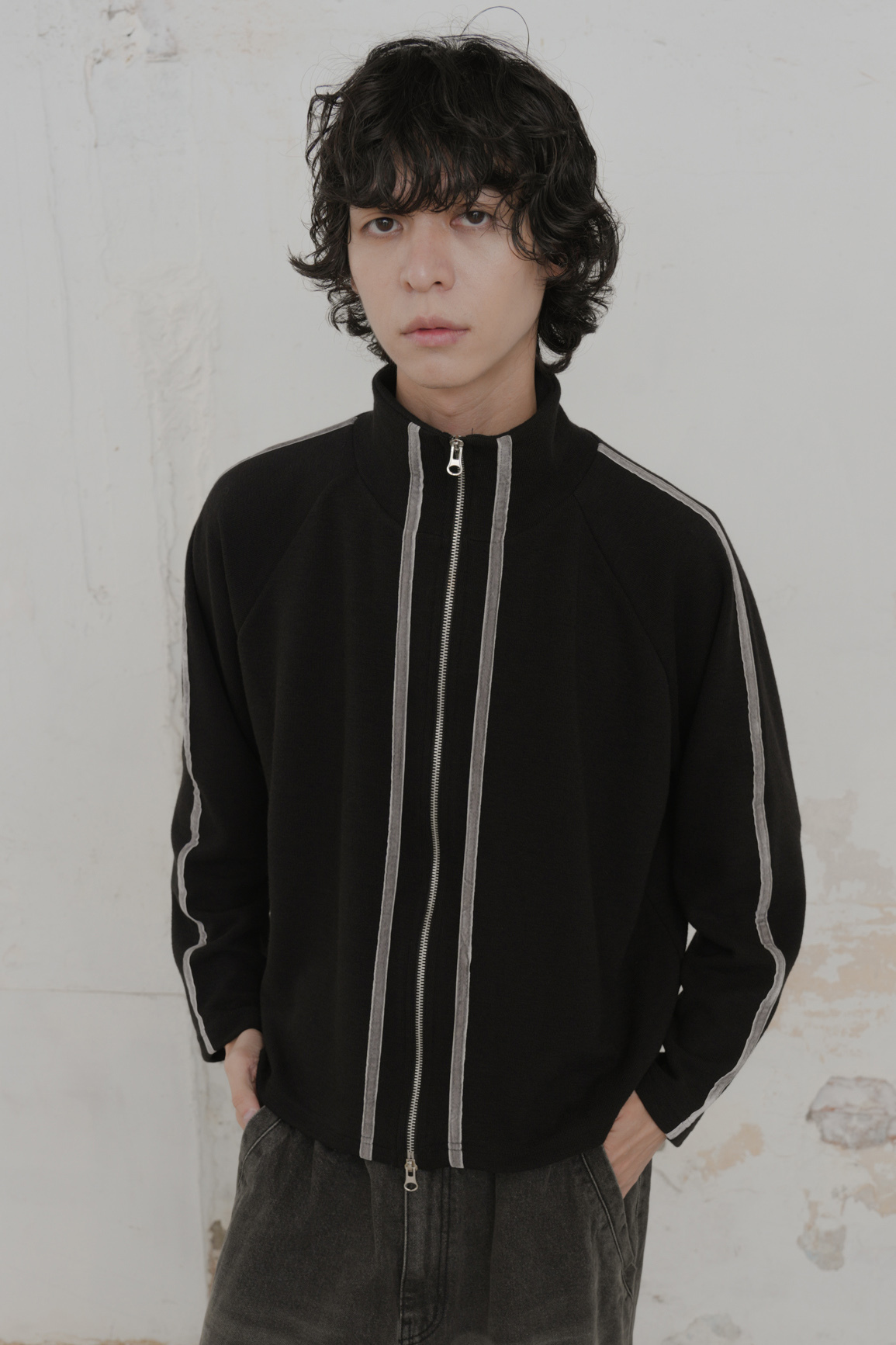 Line Point Knit Zip-Up #罩衫