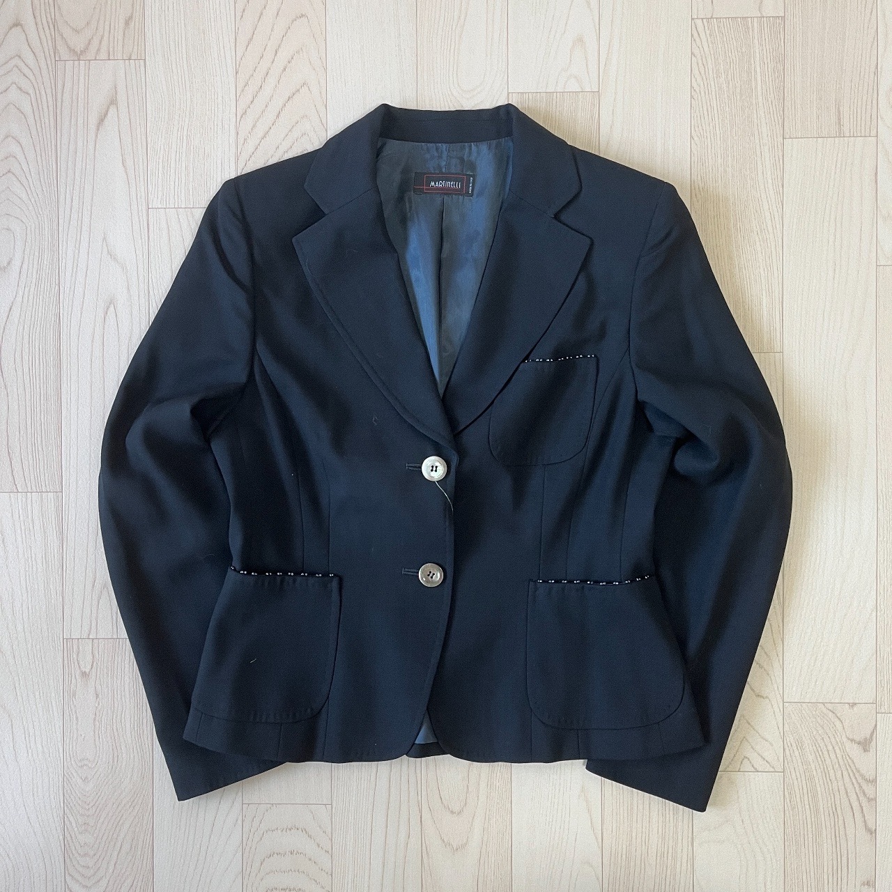 意大利製黑色修腰羊毛西裝外套