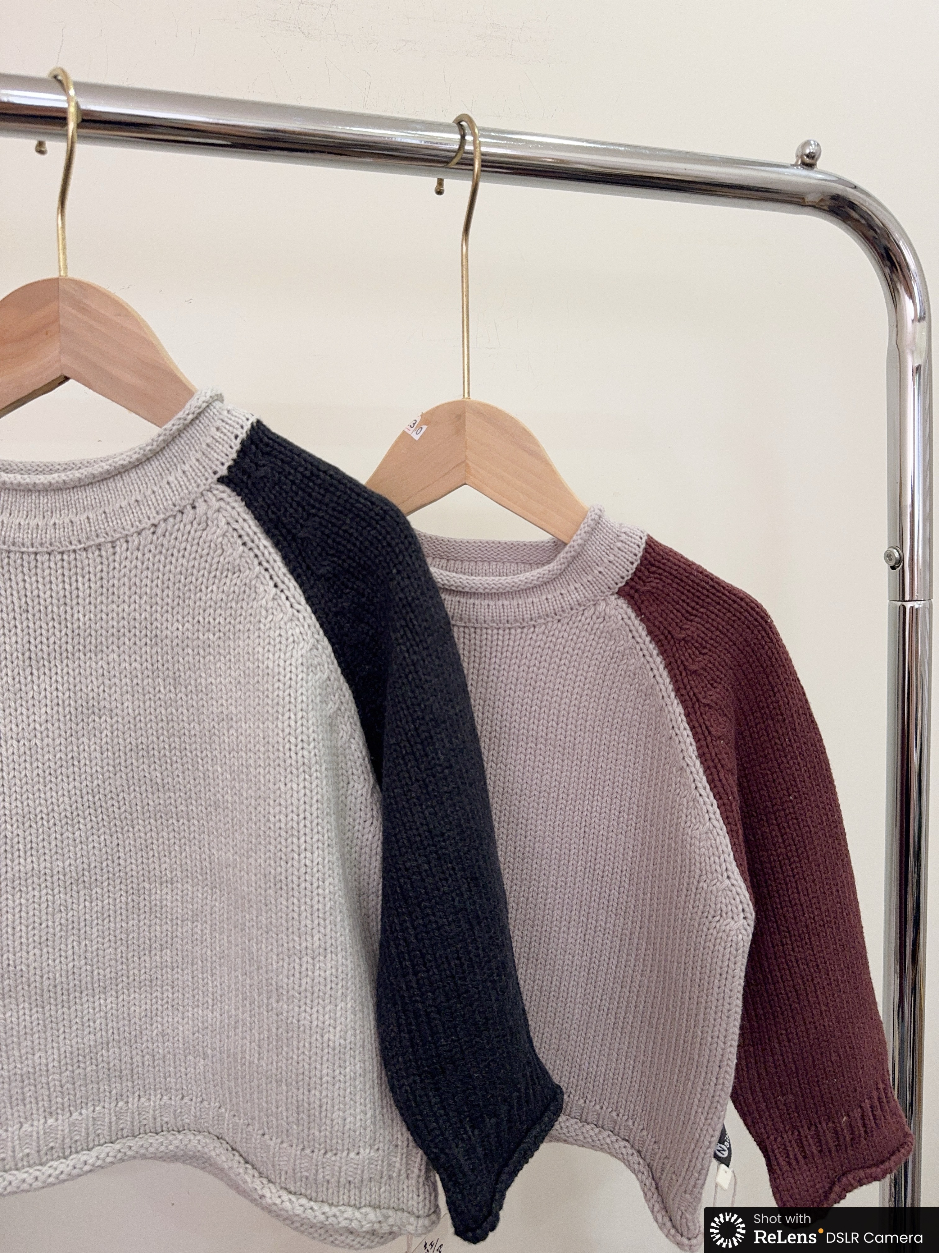 NH6803拼色圓領粗針織上衣