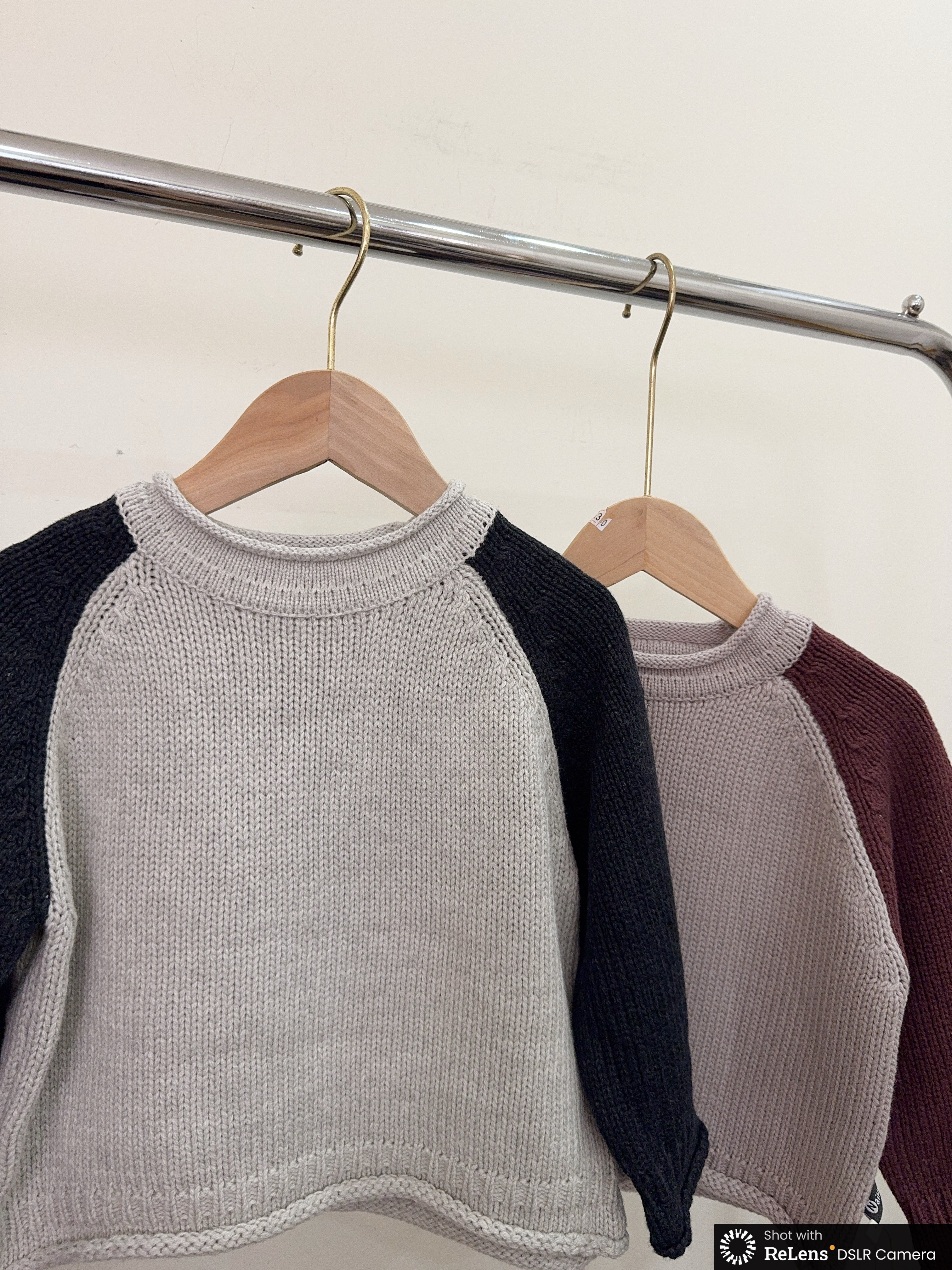 NH6803拼色圓領粗針織上衣