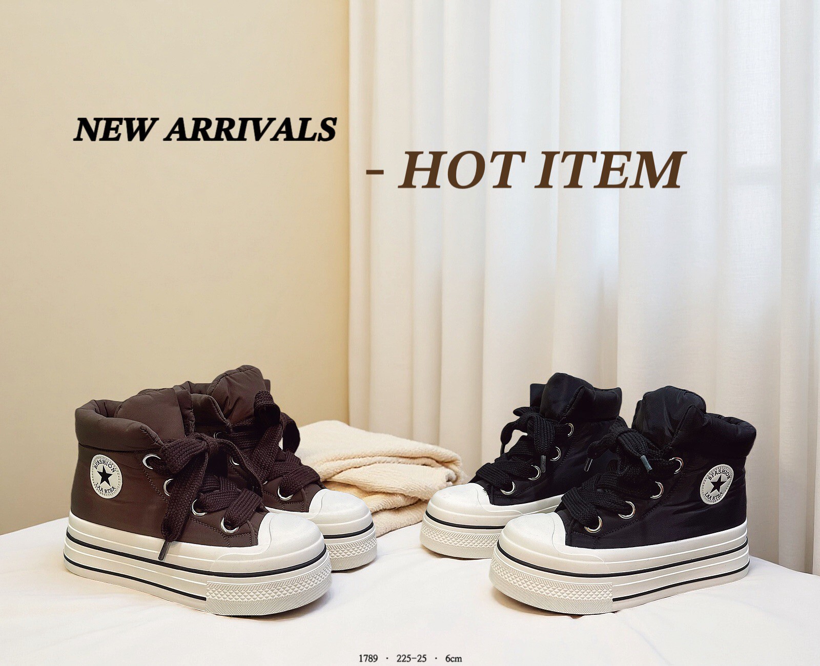 1789  韓國羽絨感中筒綁帶帆布靴