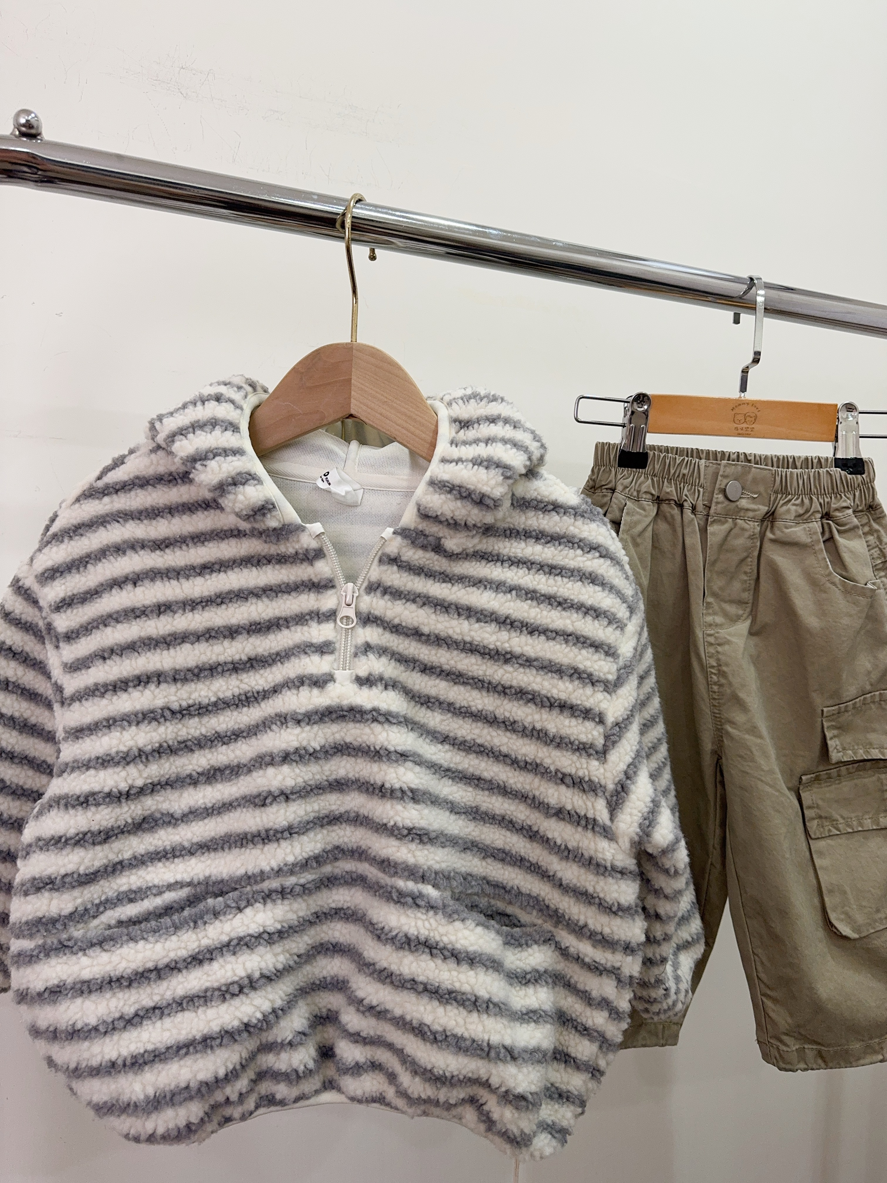 53303設計師家－條紋毛茸茸連帽上衣