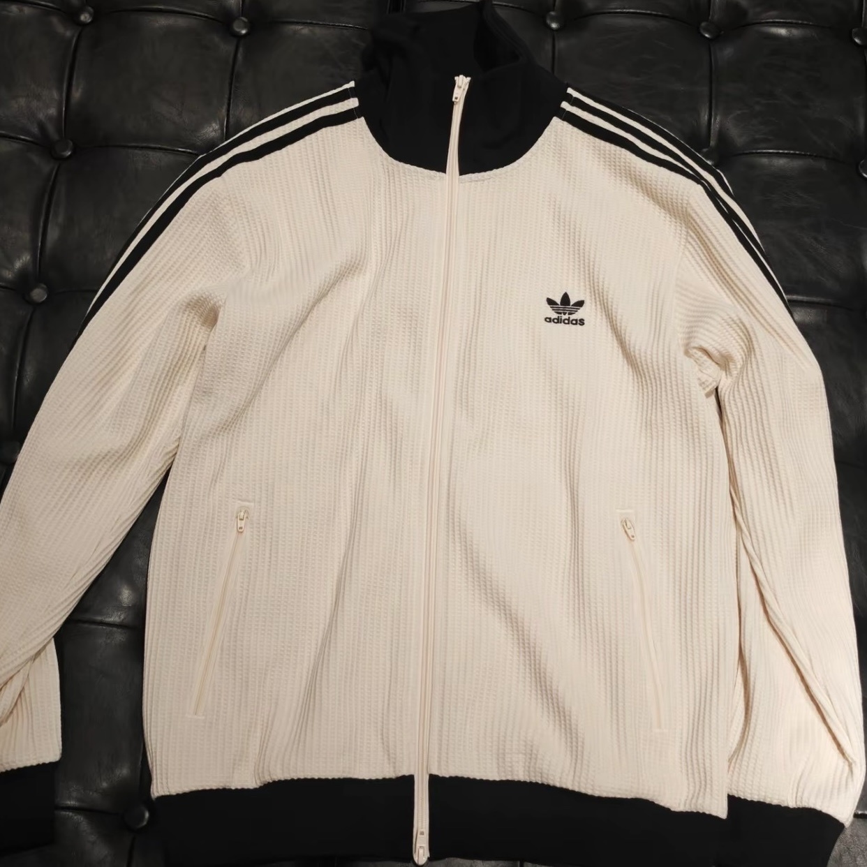 adidas ORIGINALS WAFFLE BBTT 立領 華夫格 立領雙向拉鍊 休閒外套 鬆餅紋 情侶款 JW0109