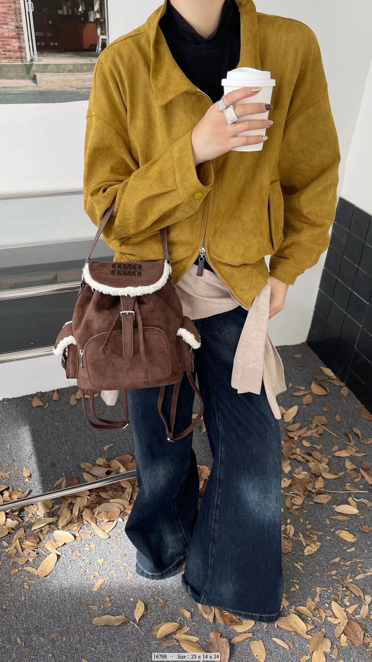 16788  韓國絨毛滾邊立體小雙肩包