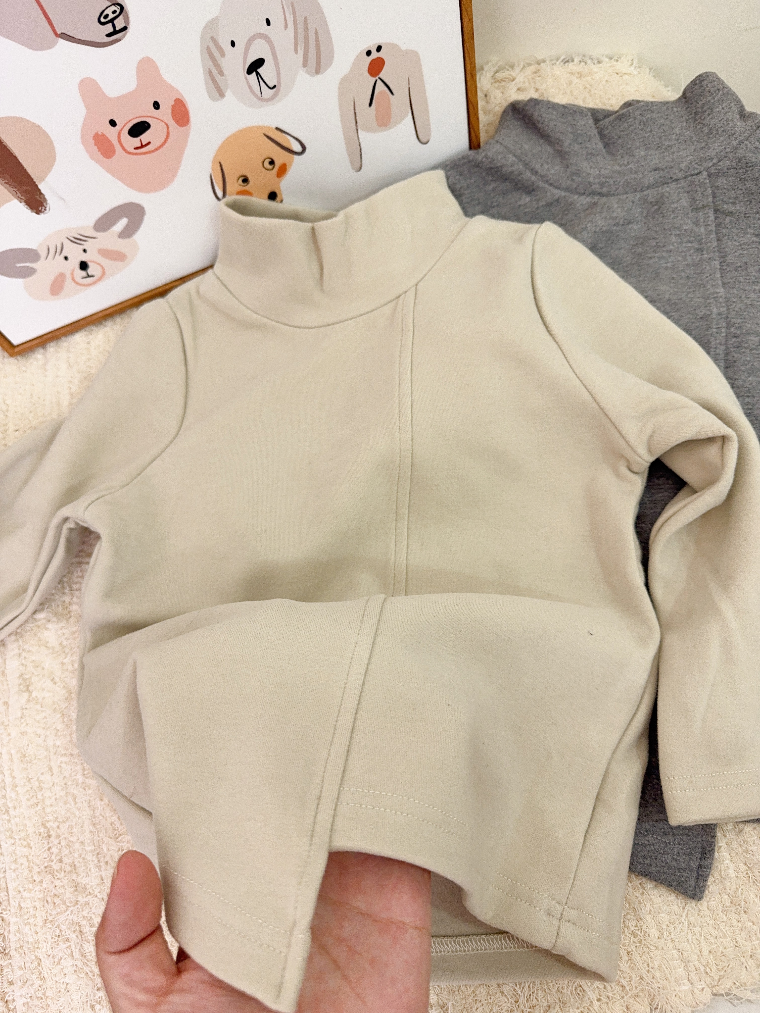 53002設計師家-不規則高領上衣