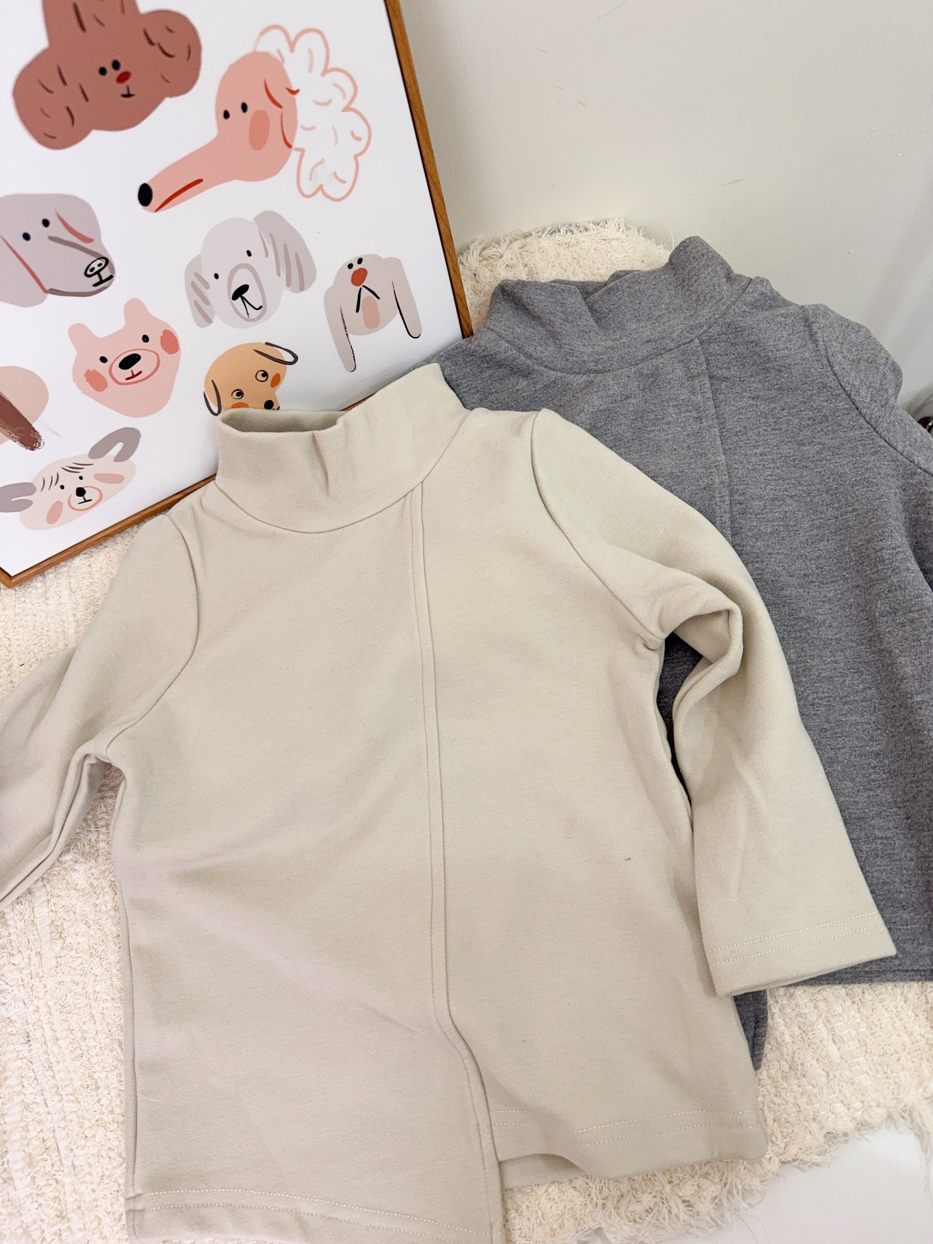 53002設計師家-不規則高領上衣