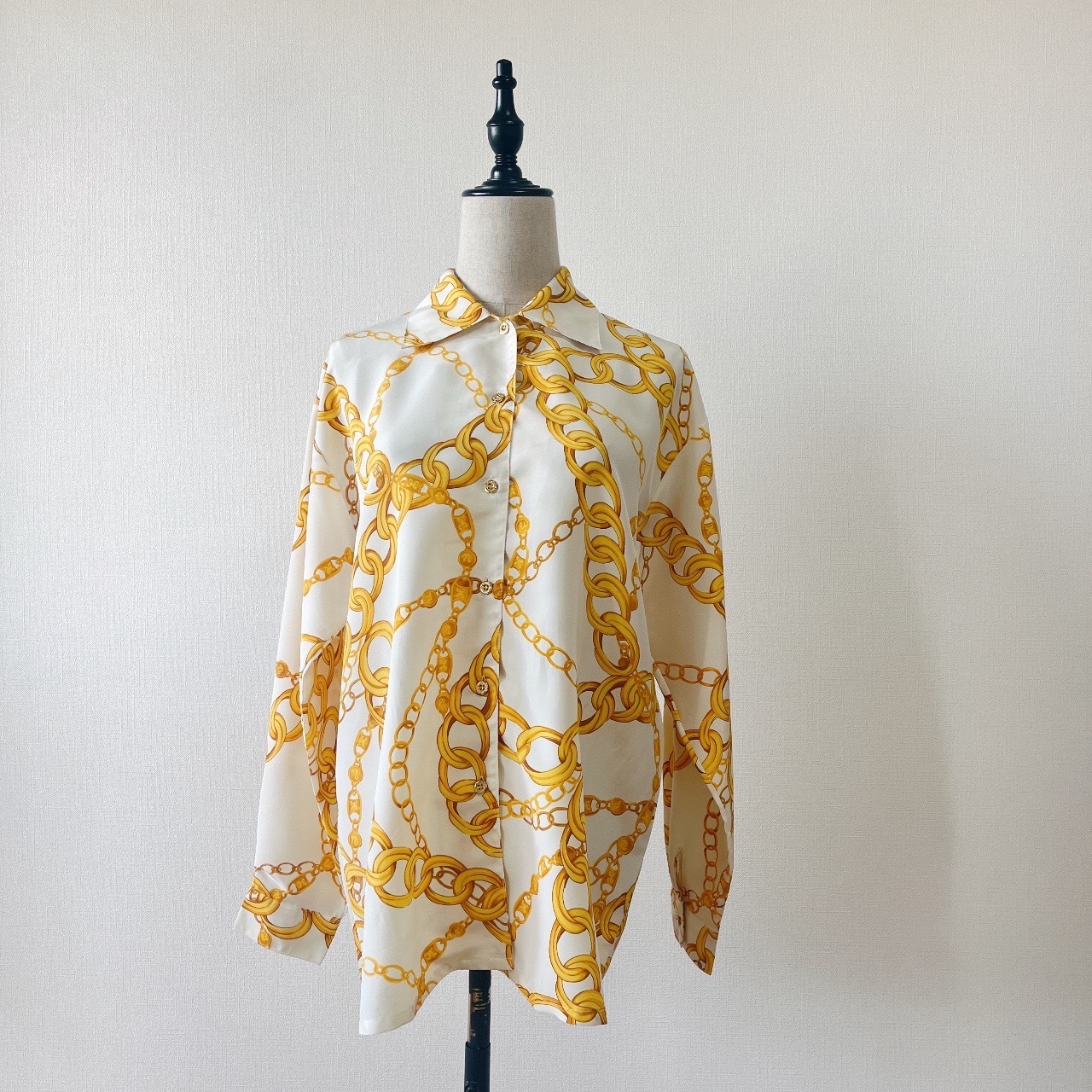 日本製米白色巴洛克長袖上衣