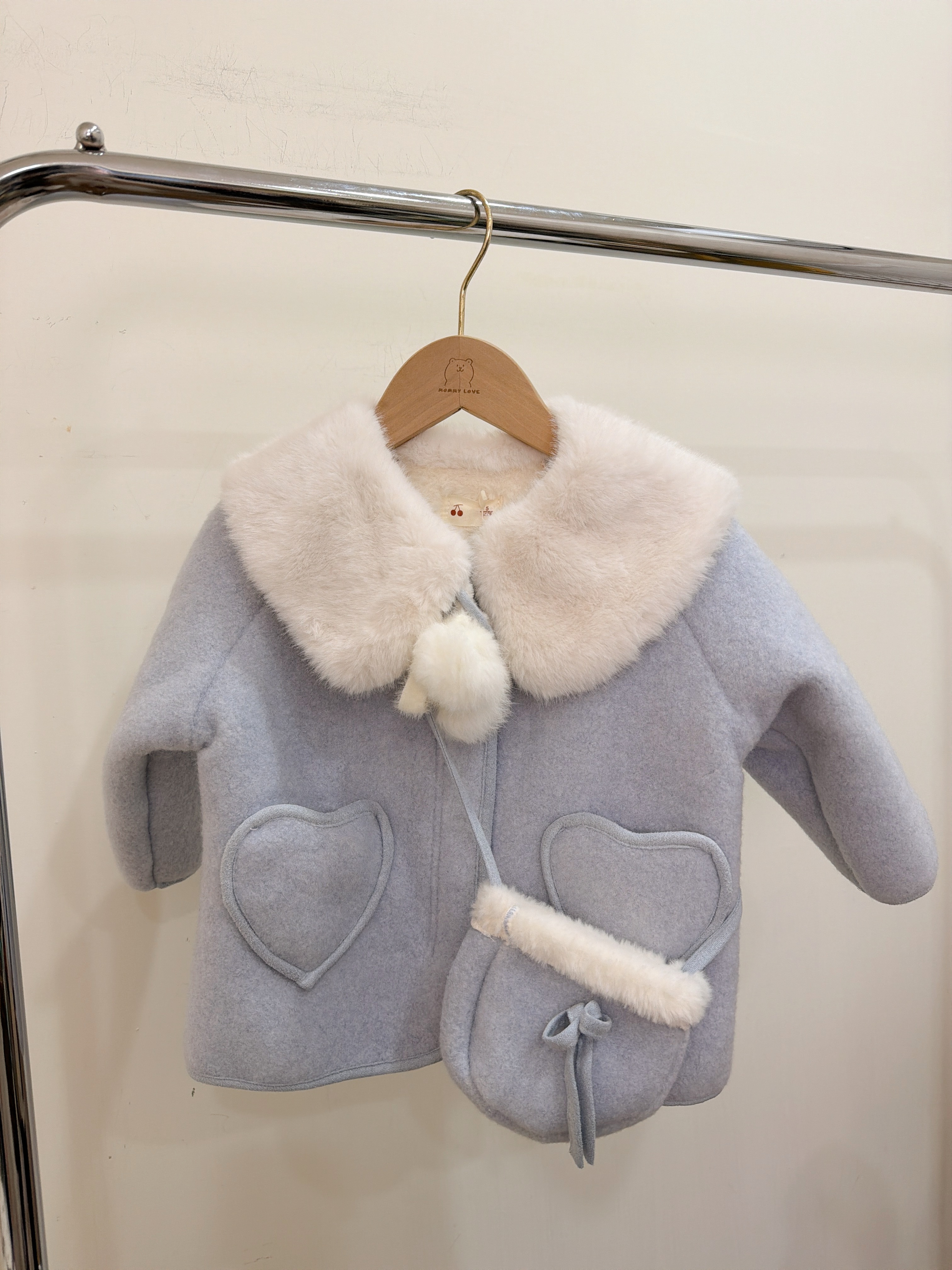 2558毛呢厚磅愛心口袋翻領外套