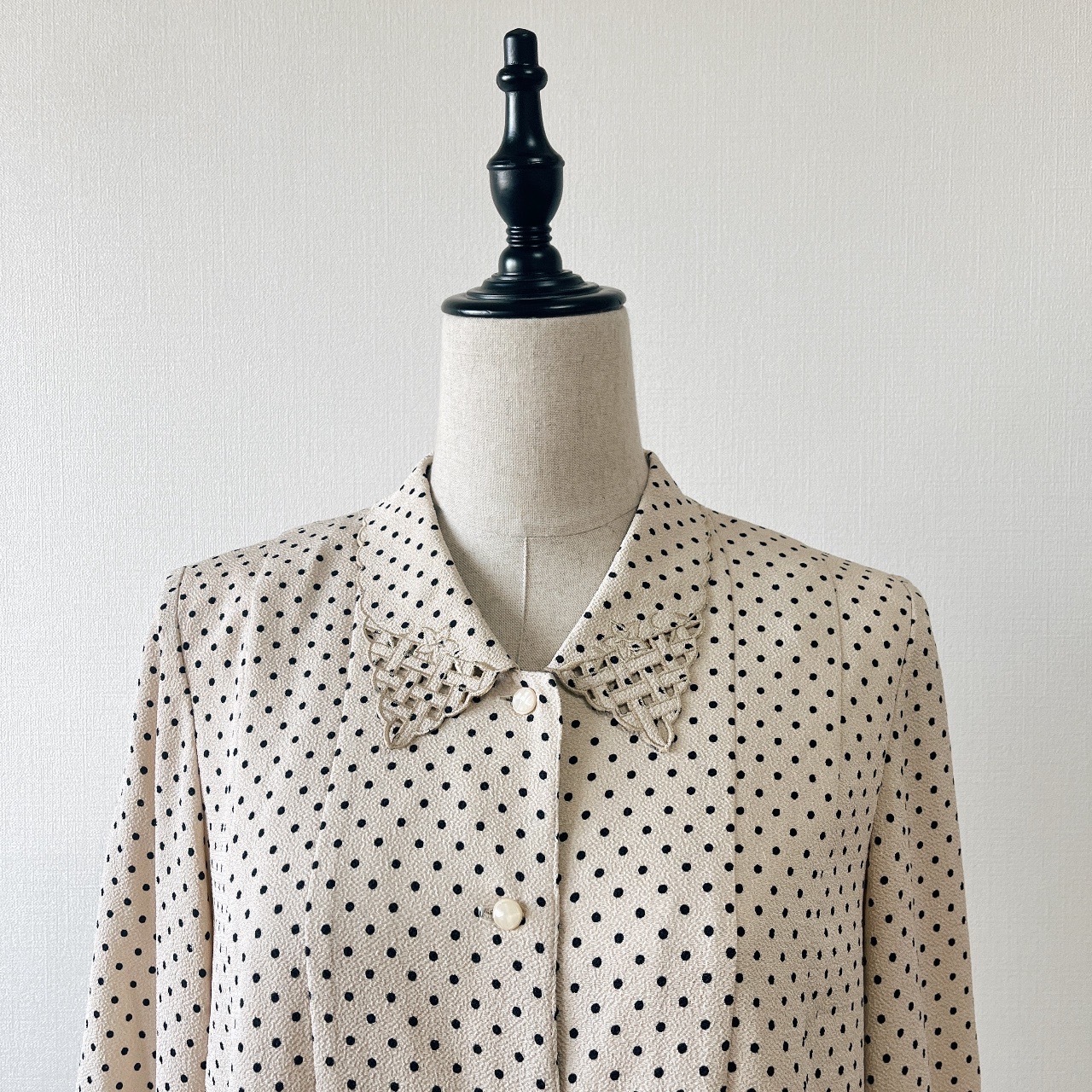 日本製米色和服布波點上衣