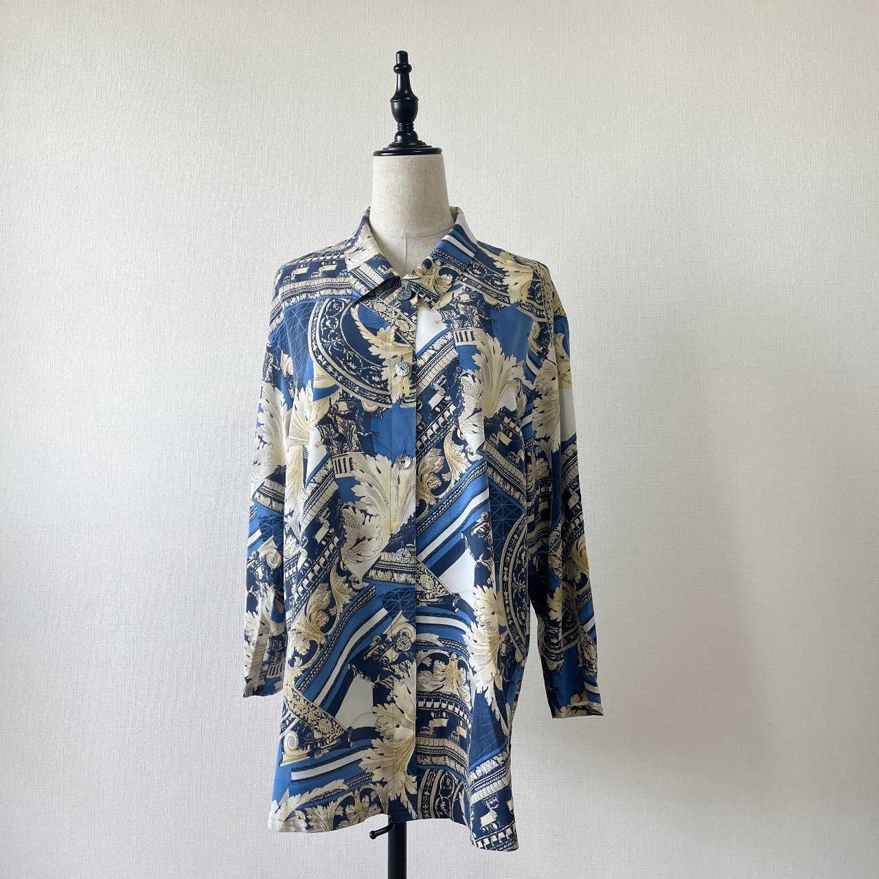 皇家藍巴洛克飾紋寬鬆襯衫