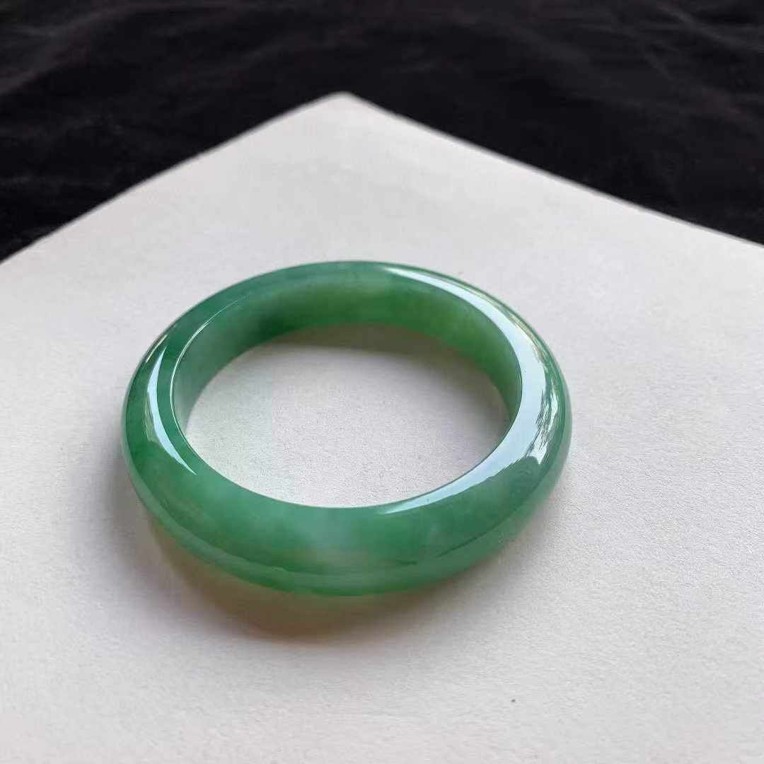127561 56.3mm翡翠陽綠正圈手鐲 (56-58)