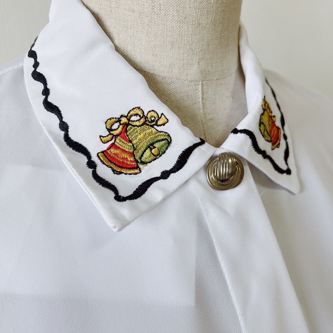 美國製白色聖誕鐘刺繡長袖上衣