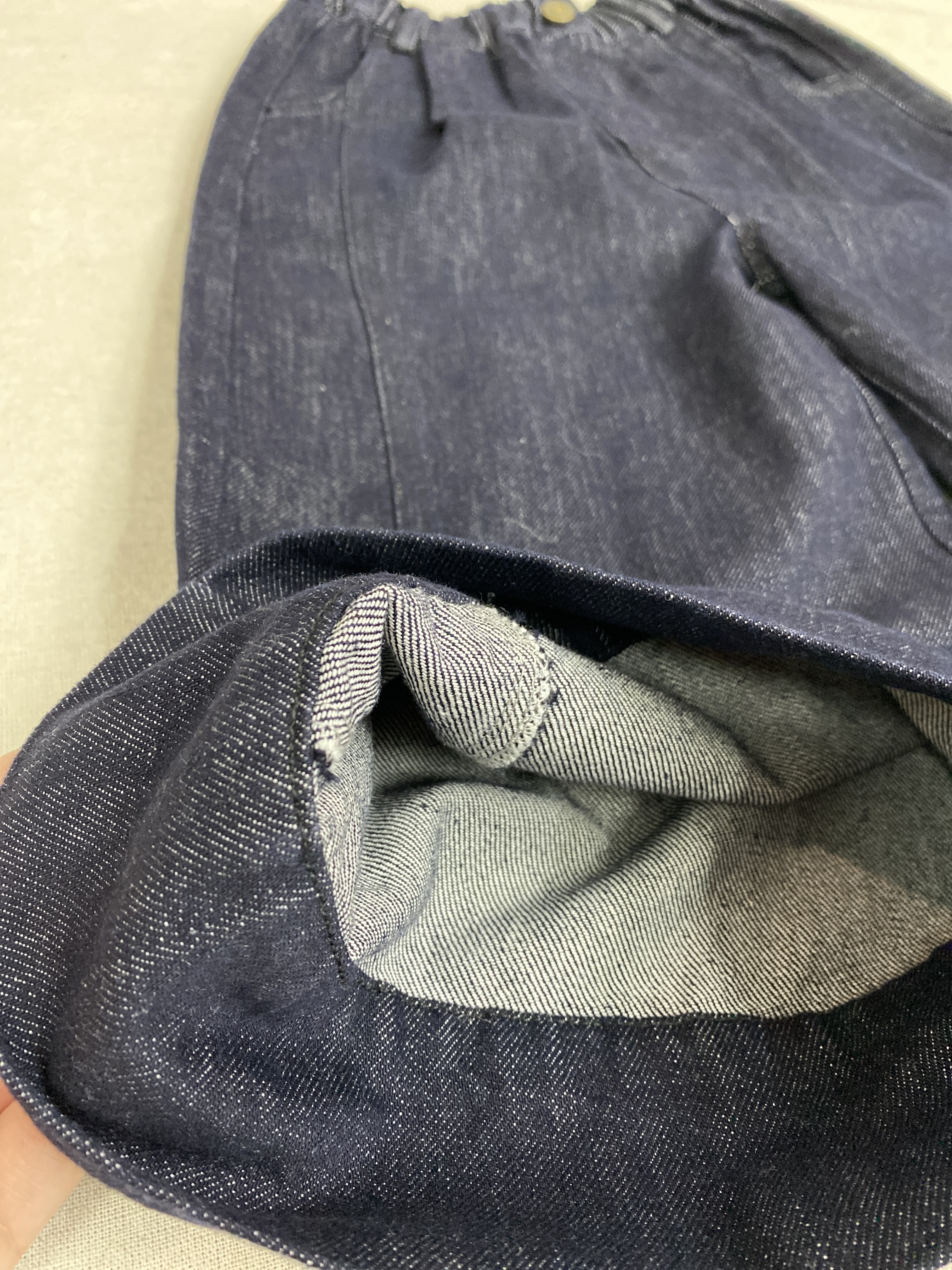 A03813打褶原色牛仔寬褲