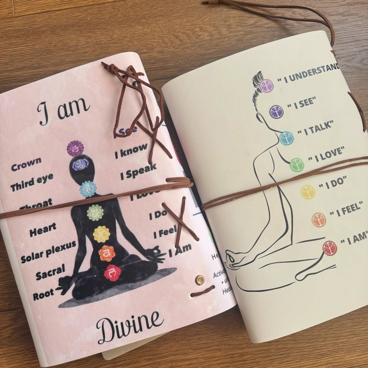 [原石] 七脈輪 水晶滾石筆記本 / 活頁本