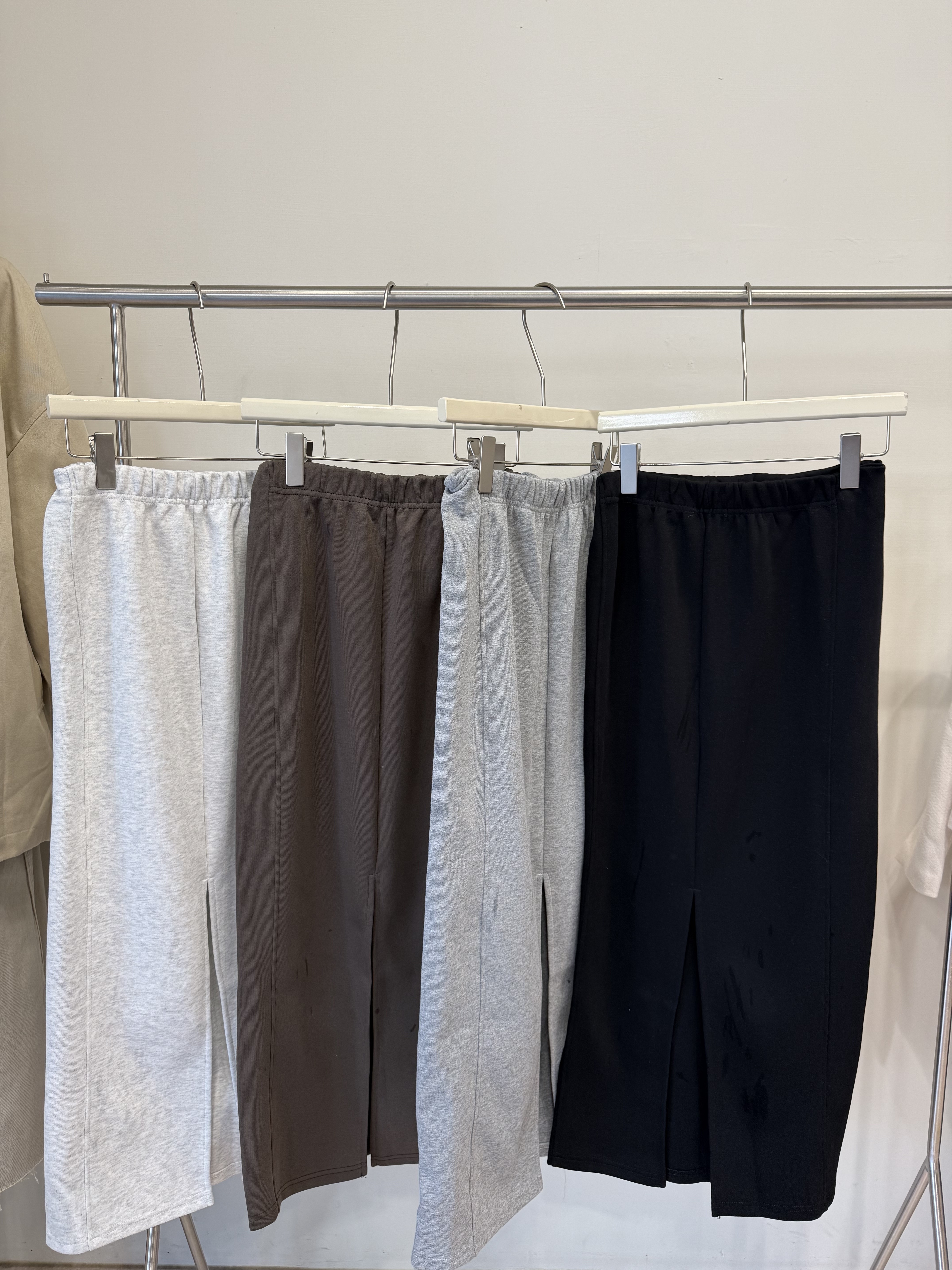 244 雙車線後開衩直筒棉長裙