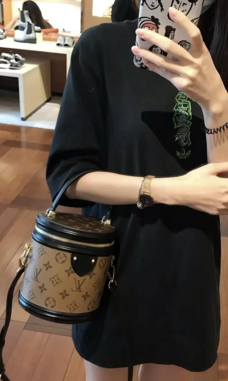 Louis Vuitton LV 發財桶