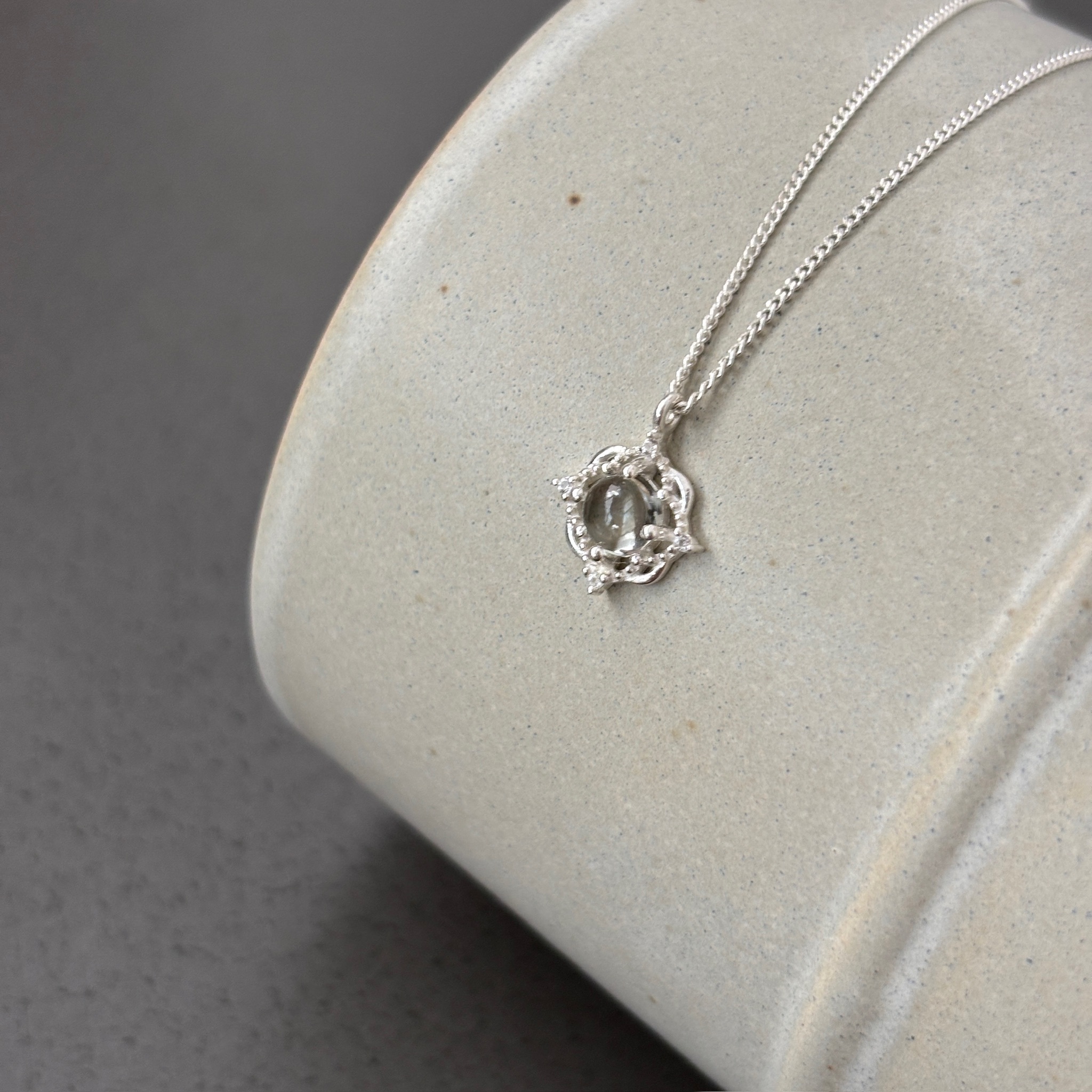 藤蔓綠色紫水晶項鍊