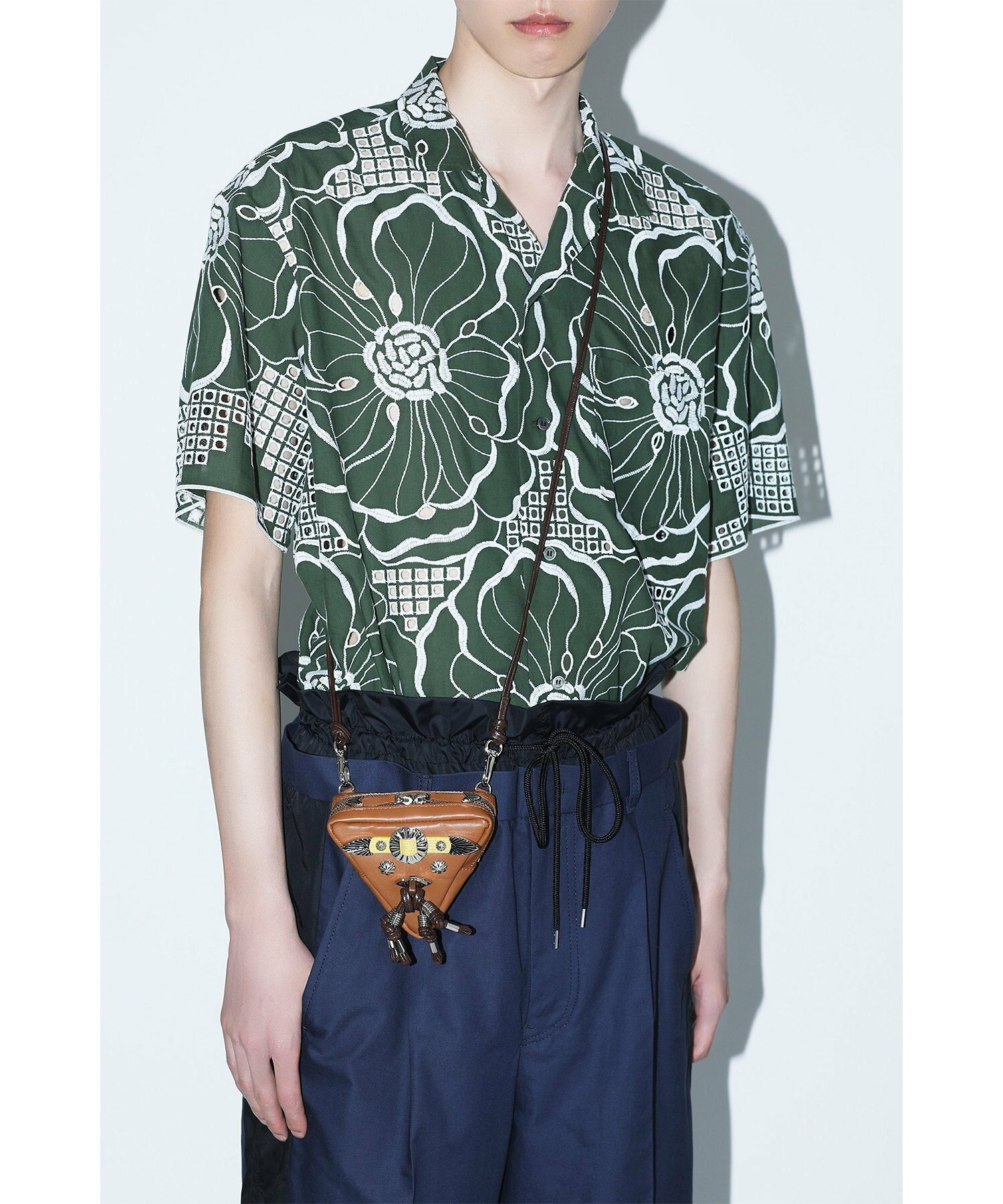 TOGA TOO / Triangle shoulder po