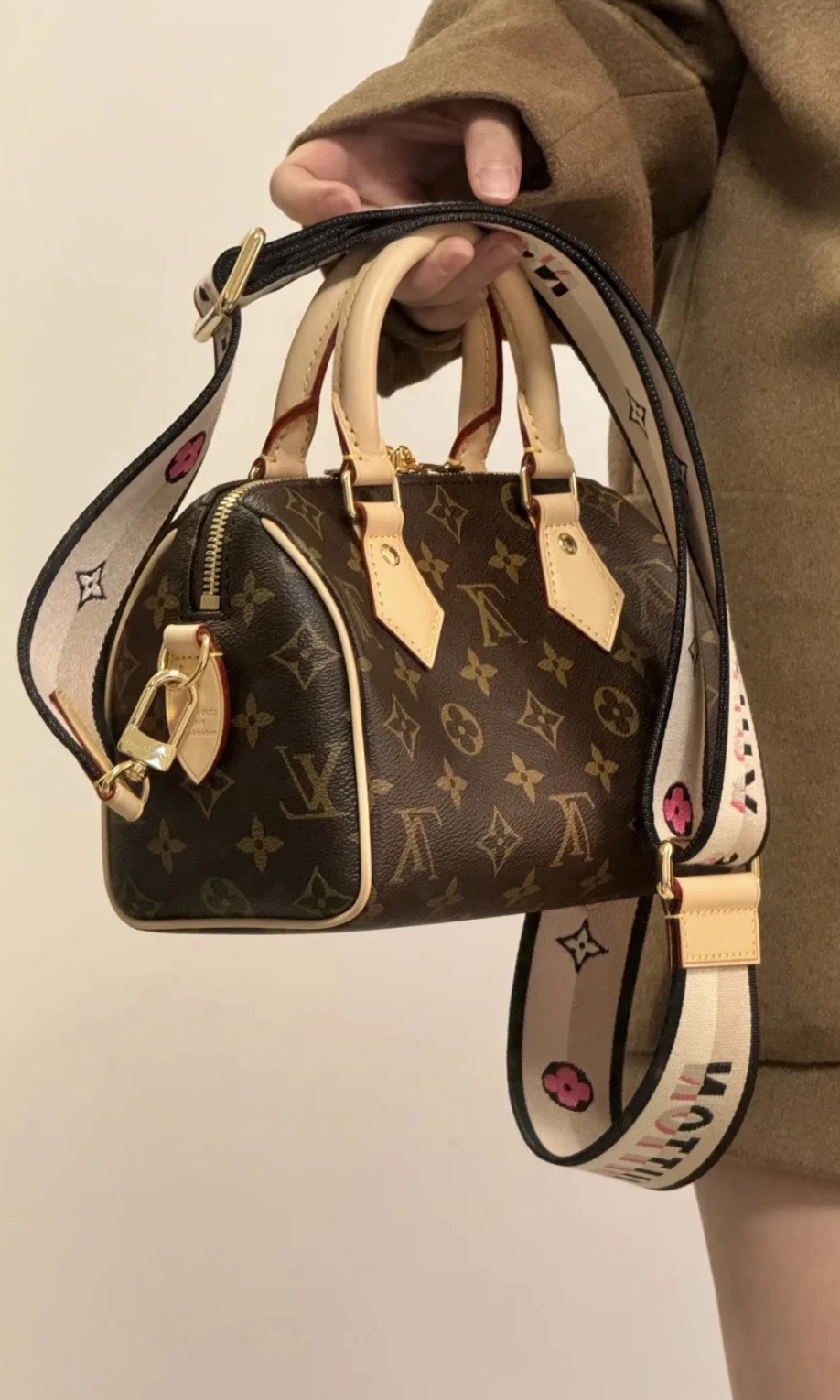 【兩色入】Louis Vuitton LV Speedy Bandoulière 20
