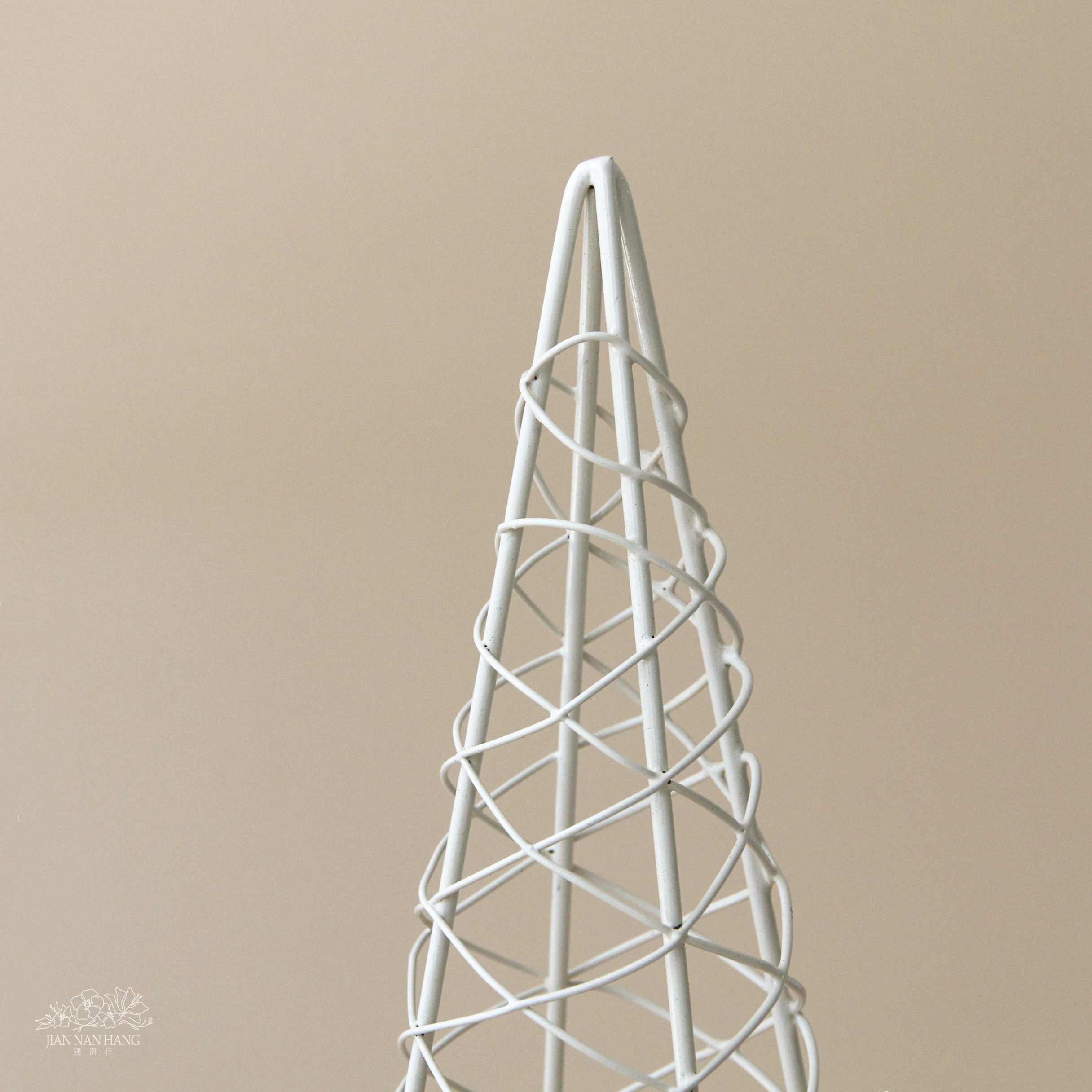 金屬花架 錐形纏繞枝架 白色 大