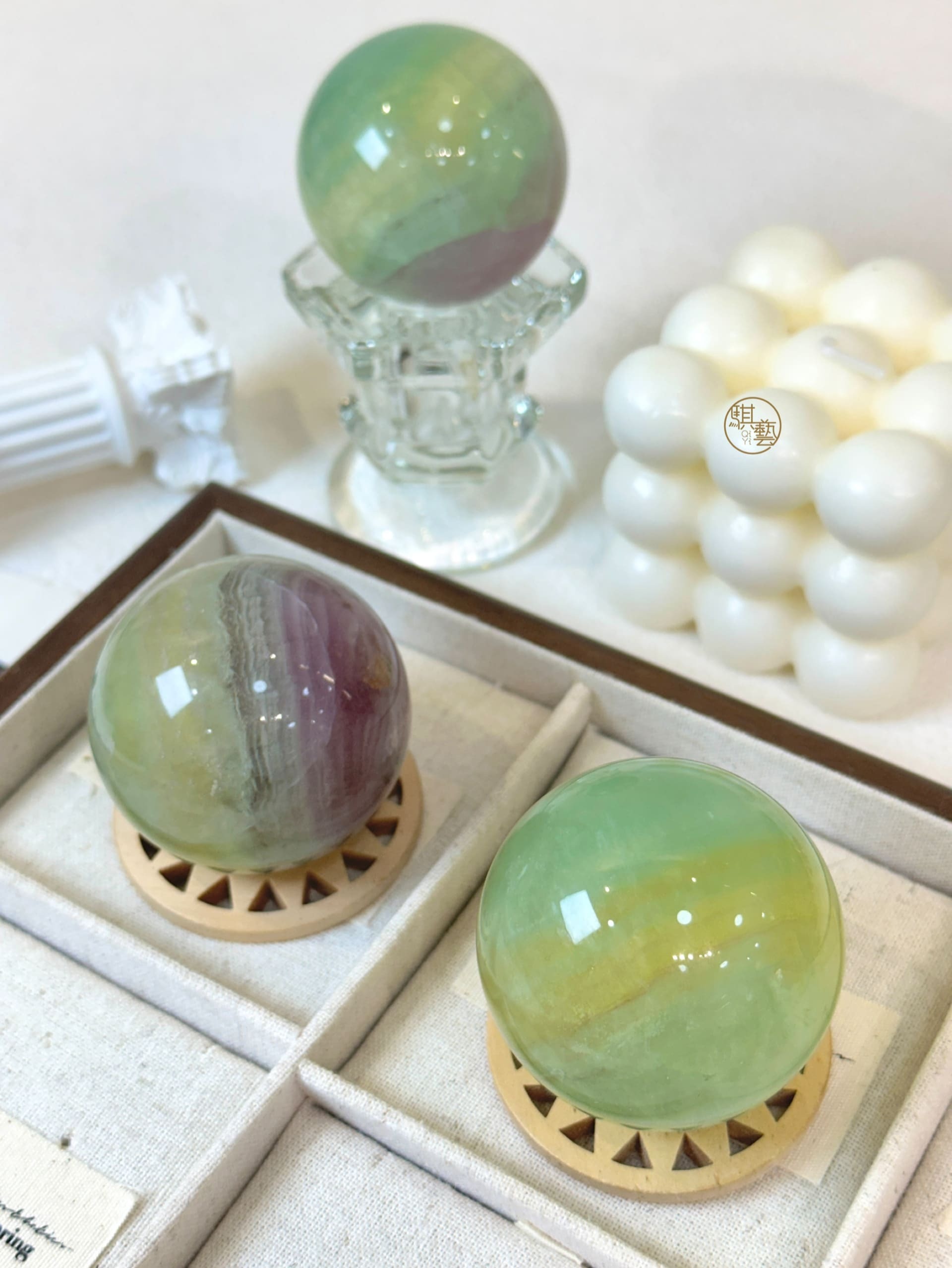 糖果螢石球｜柔和療癒・情緒平衡・空間淨化