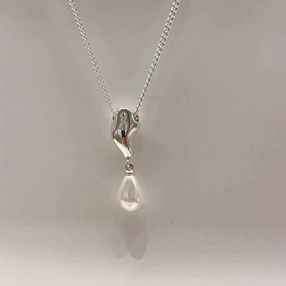 代購-CHARLES&KEITH 小ck 月光謐語珍系列 仿珍珠 項鍊