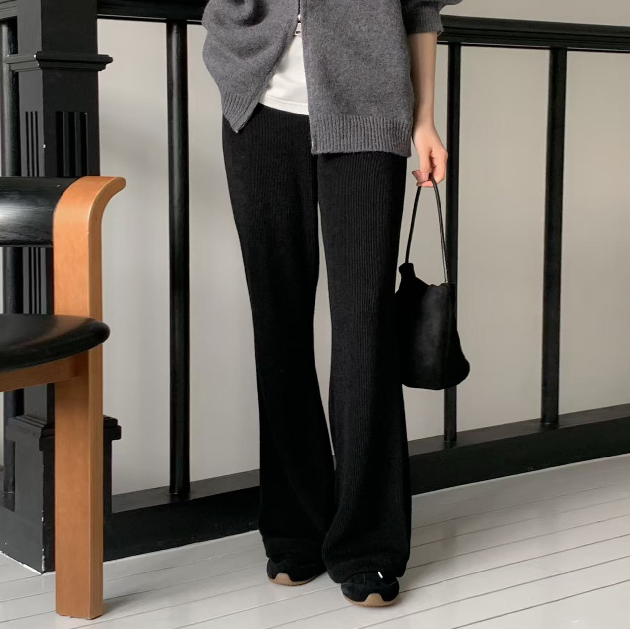鬆緊腰秋冬色系挺版彈力喇叭褲長褲-F / 2色