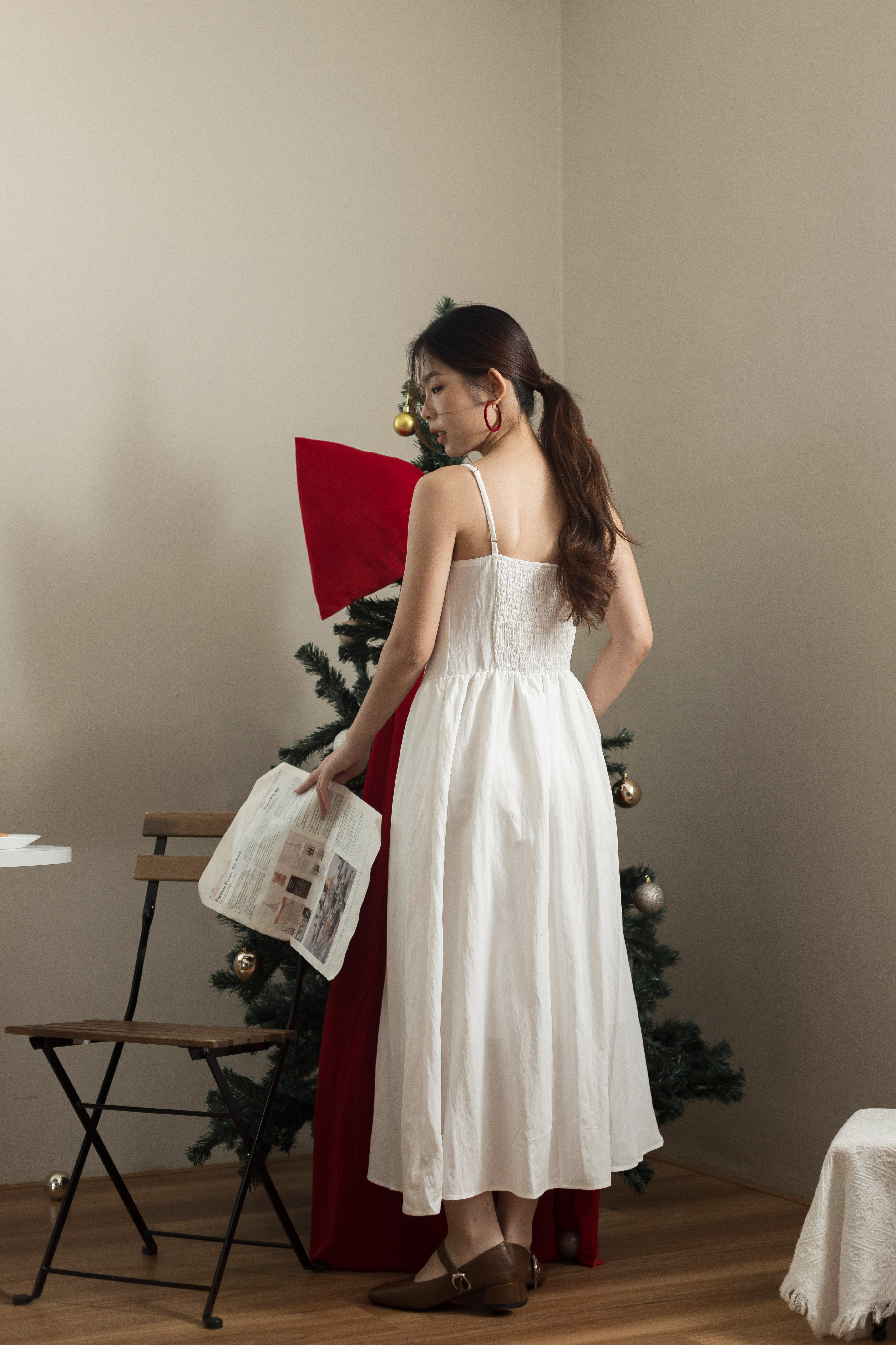 Vielle Knot Dress in White-2588DLWHI