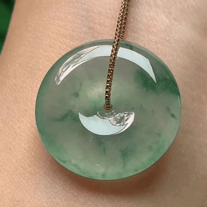 127339 翡翠起熒平安扣 (24.1mm直徑)