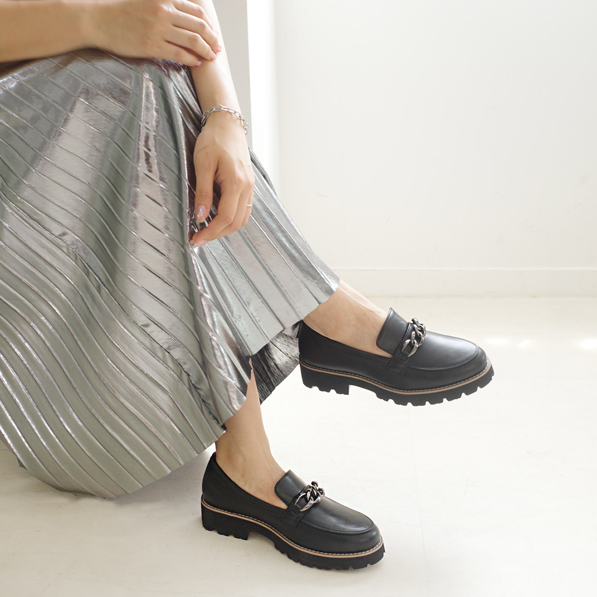 經典設計 輕量厚底樂福鞋 【SY405】