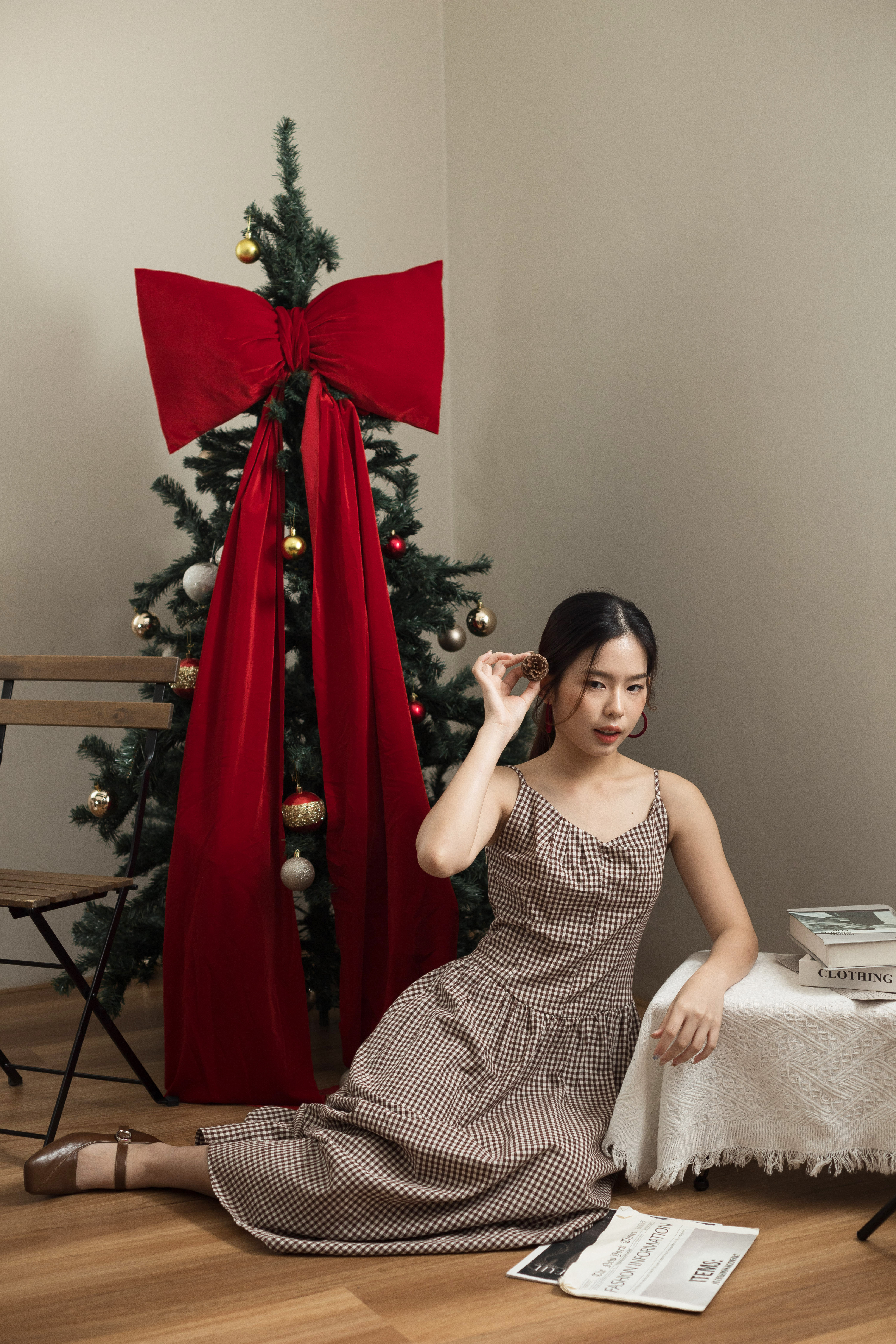 Vielle Knot Dress in Red-2588DLRED