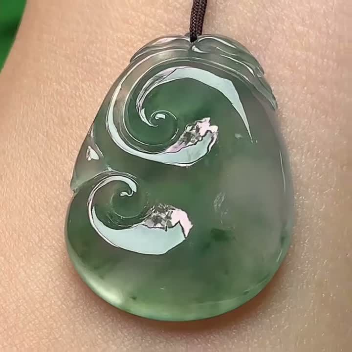 127341 翡翠冰種飄花如意