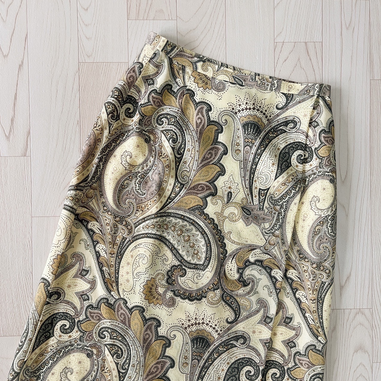 Aquascutum日本製米黃色腰果花羊毛半裙