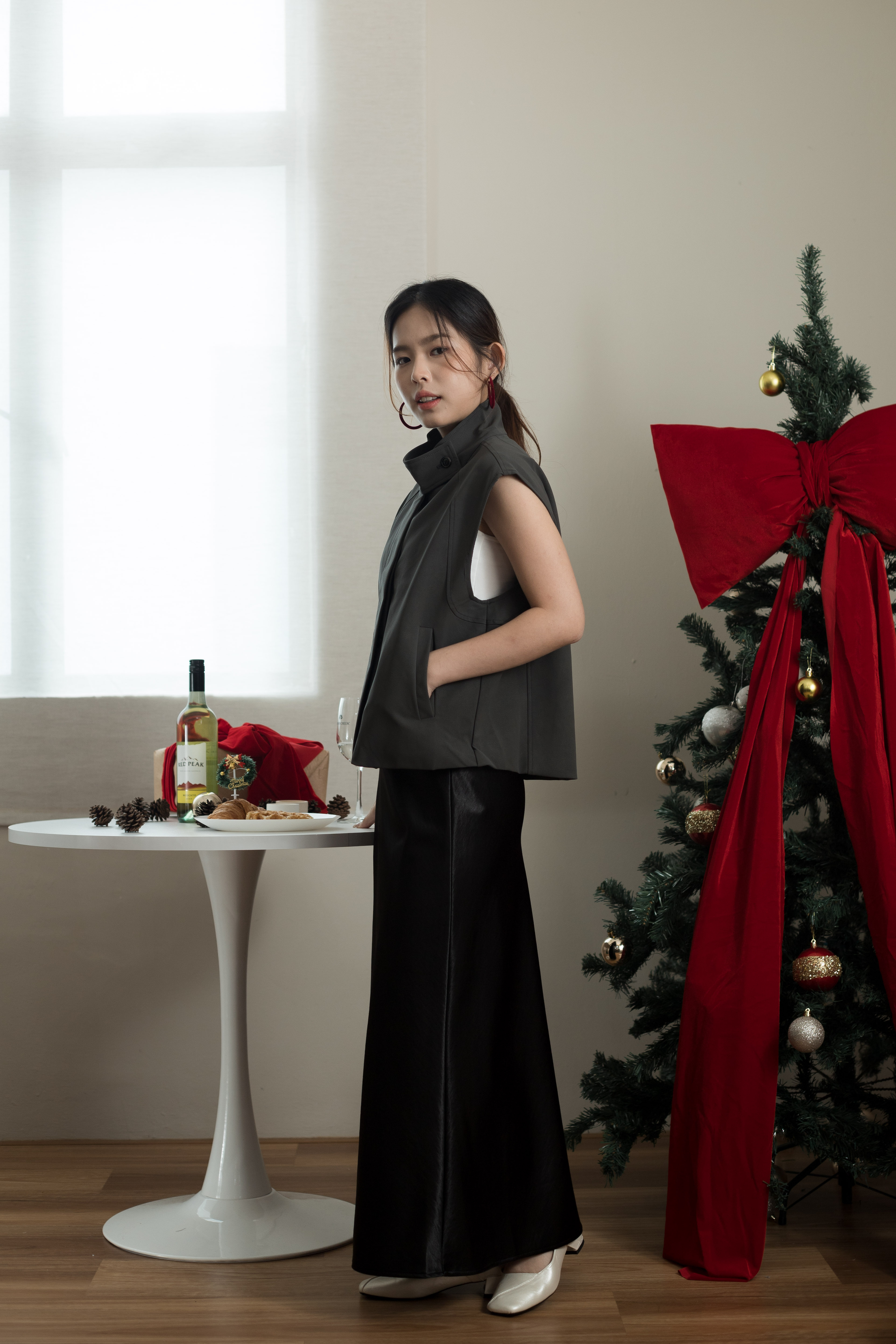 Romme Satin Skirt  Black -2591SKBLK