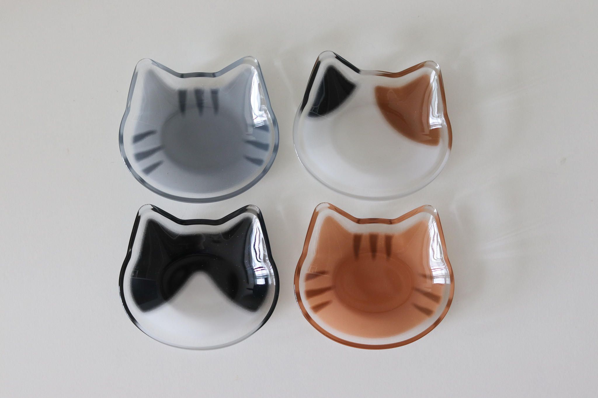 日本 ADERIA coconeco 貓咪 玻璃醬料碟 小碟