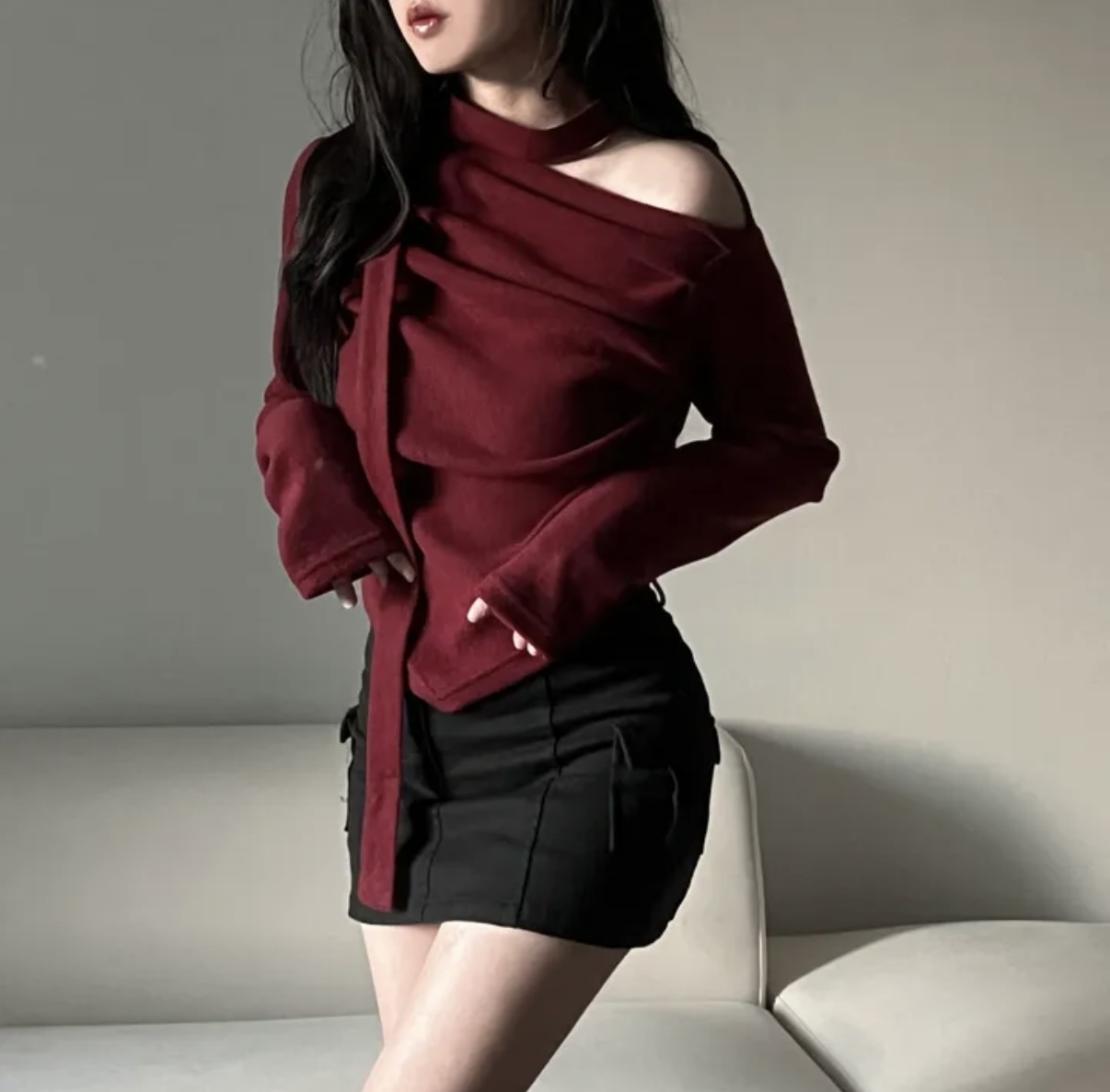 刷毛褶皺斜肩上衣 (附圍巾)