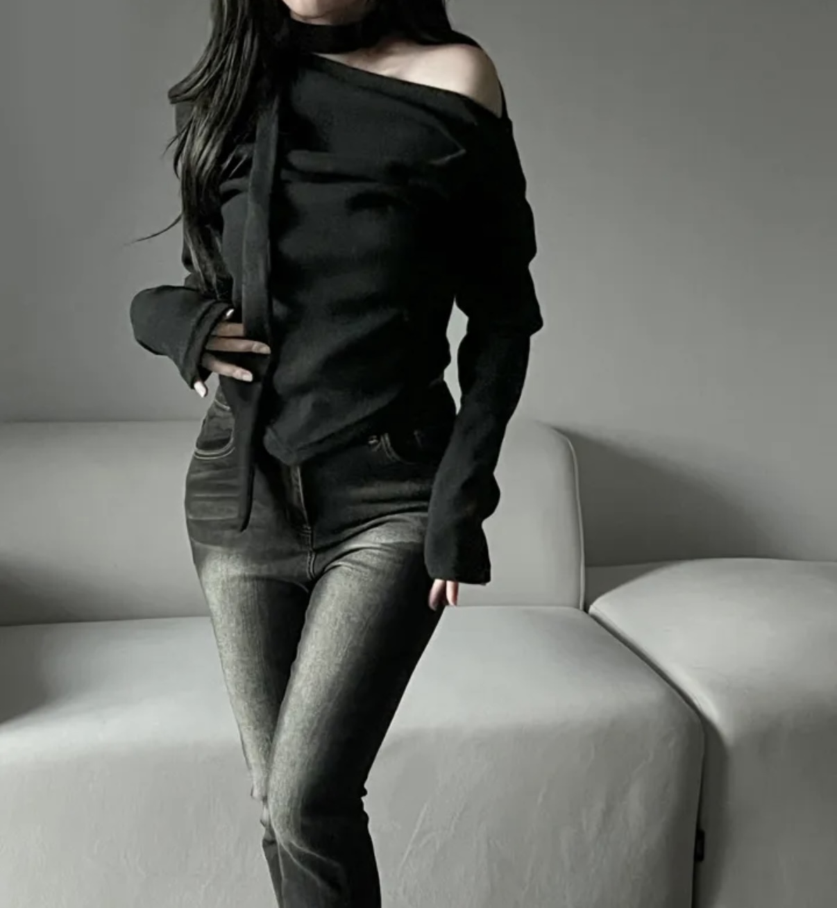 ❥現貨 絨毛褶皺斜肩上衣(附圍巾)