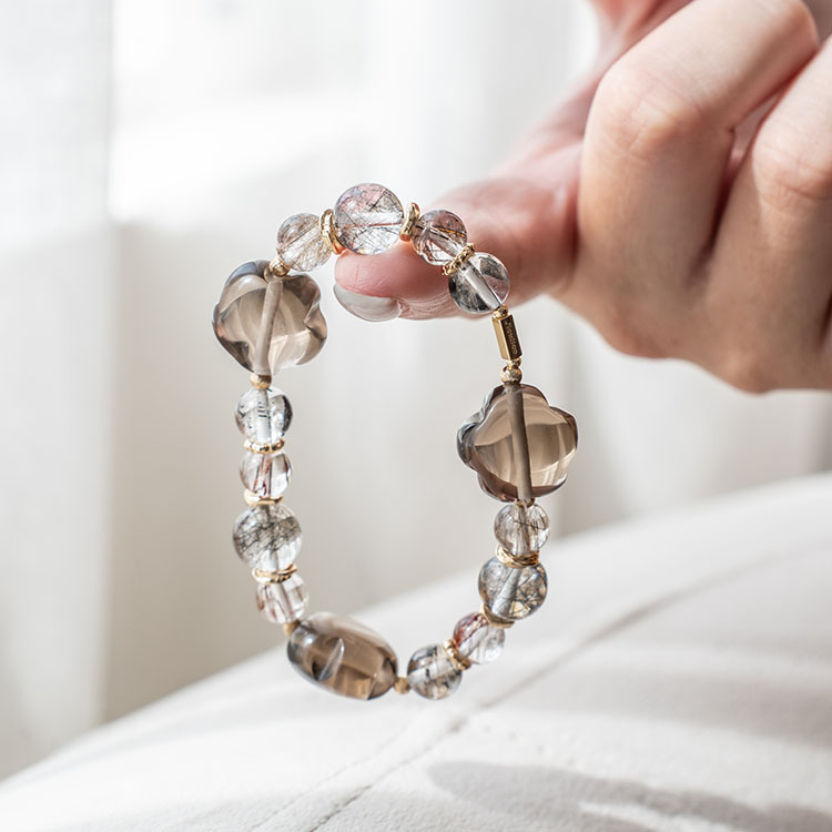 有趣的旅程 ：茶晶｜閃靈鑽｜膠花髮晶共生｜黑髮晶｜銀髮晶