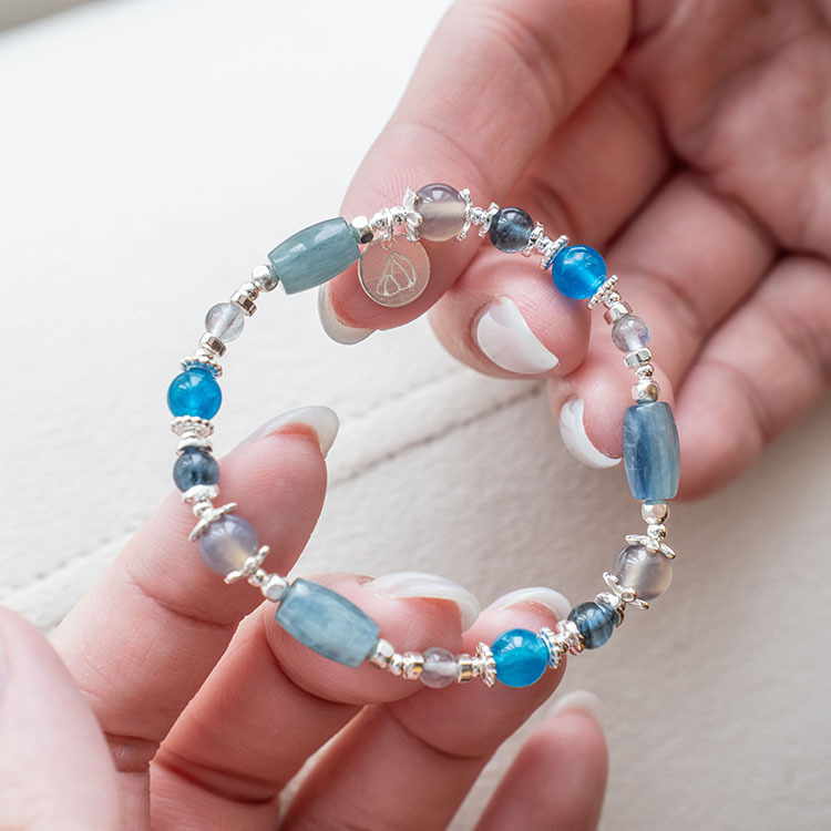 抓住瞬間 ：藍晶石｜藍磷灰｜ 灰瑪瑙｜魔鬼海藍寶｜拉長石