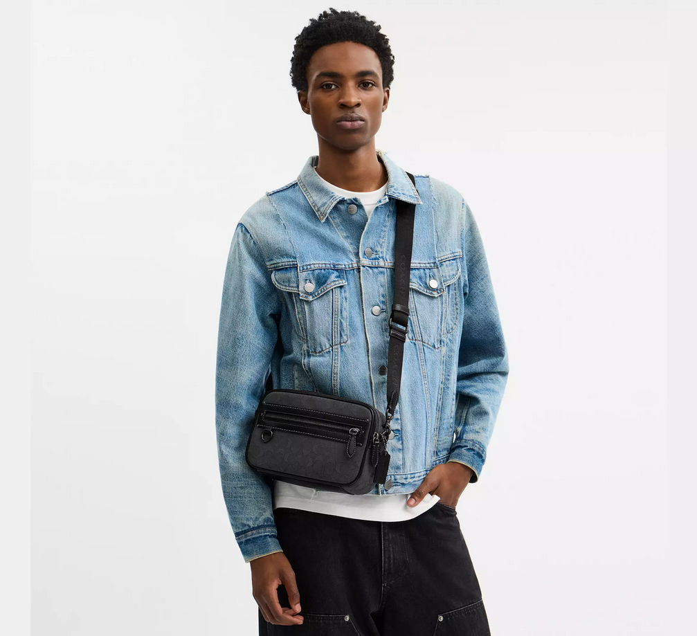 【預訂】Coach Theo Camera Bag