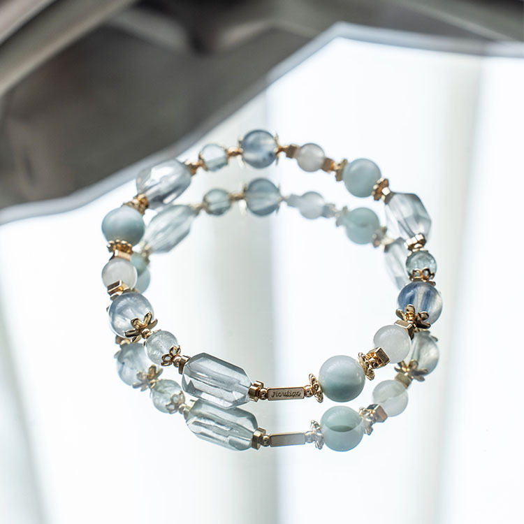 影子：灰藍兔毛｜藍托帕｜玉化藍晶石｜海紋石｜貓眼白兔毛